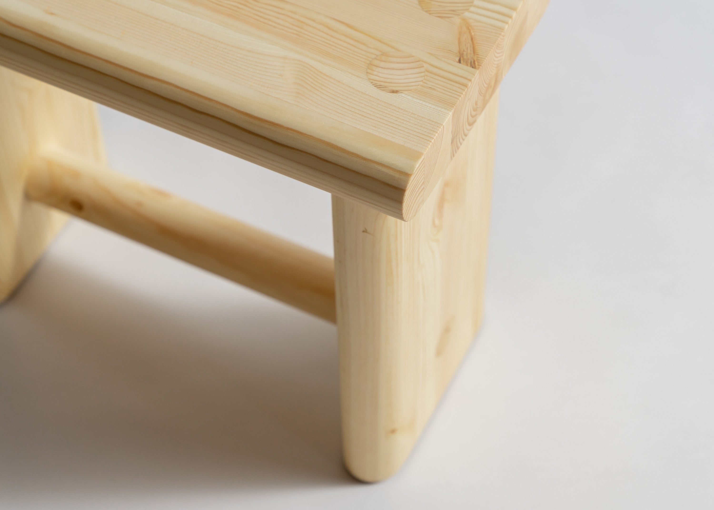 Vaarnii - 002 Ast Stool