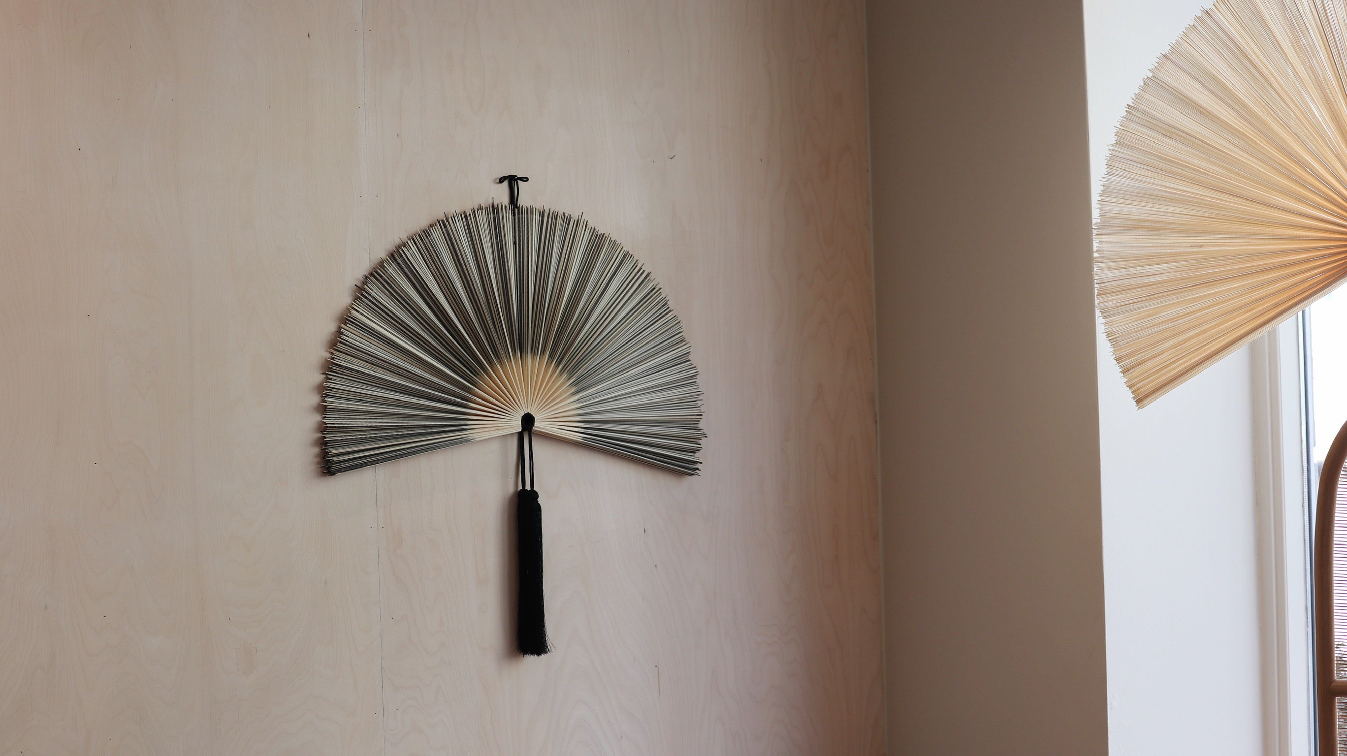 Yume fan - Natural and blue-grey