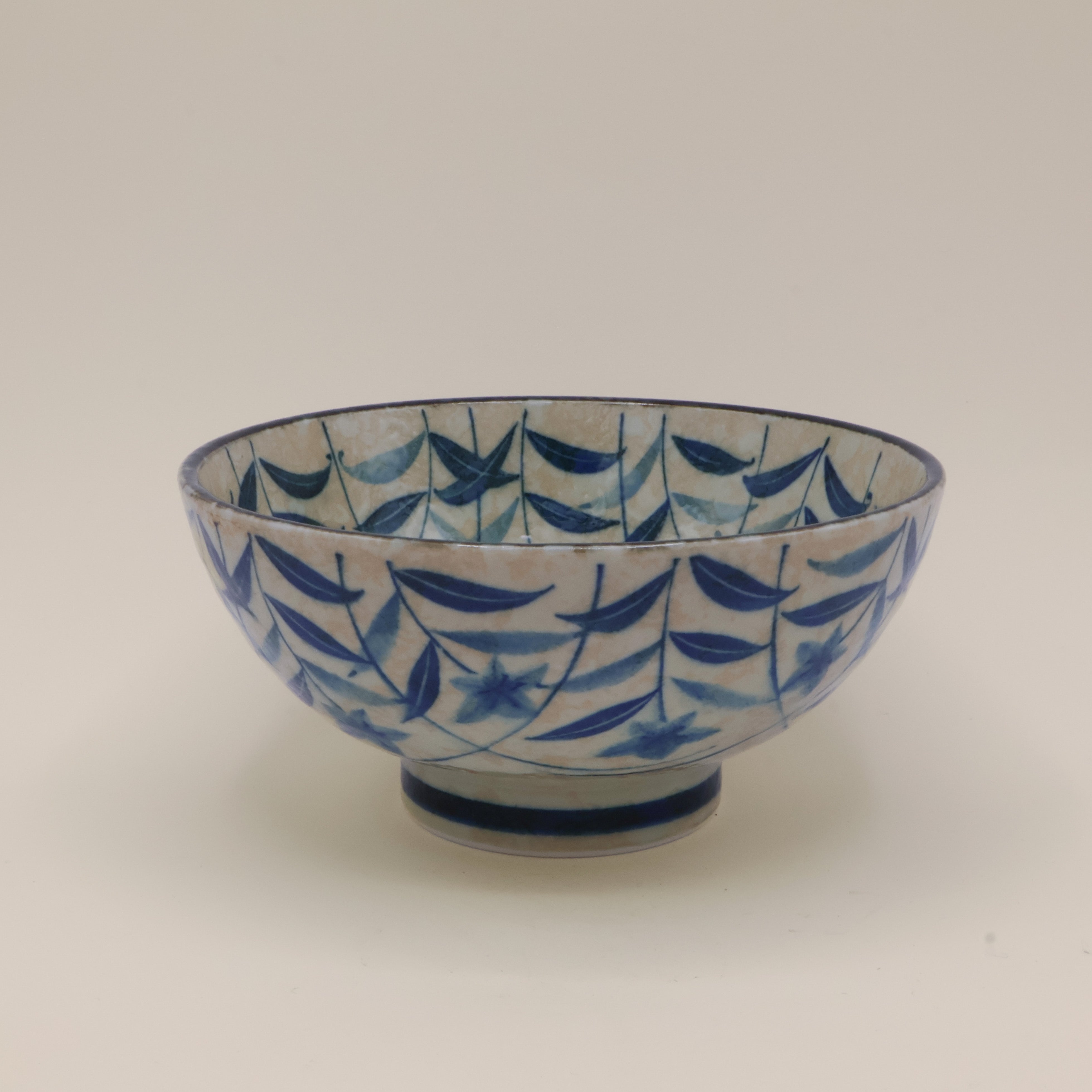 Noodle bowl with blue floral motif