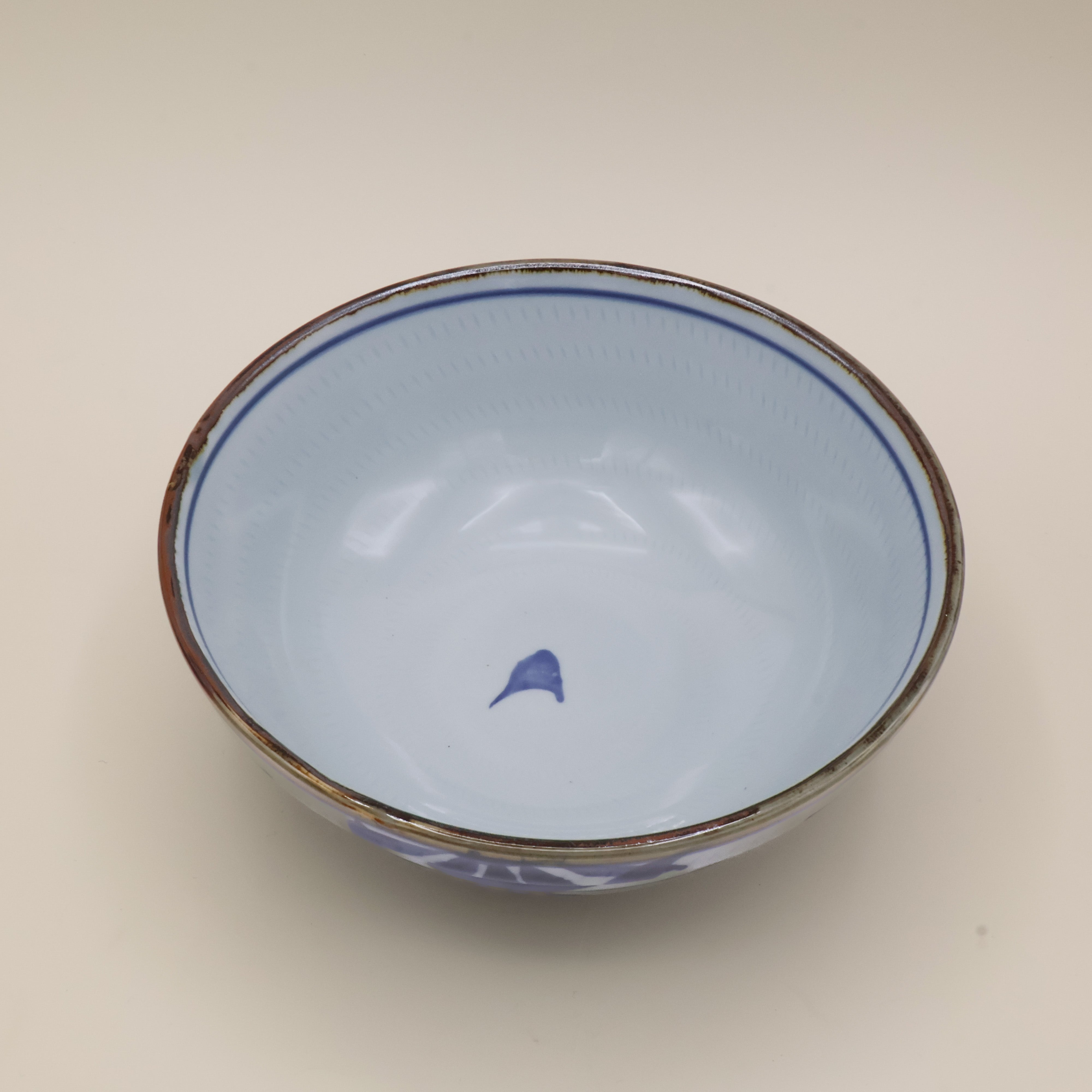 Stor håndmalet ramenskål med japanske motiver