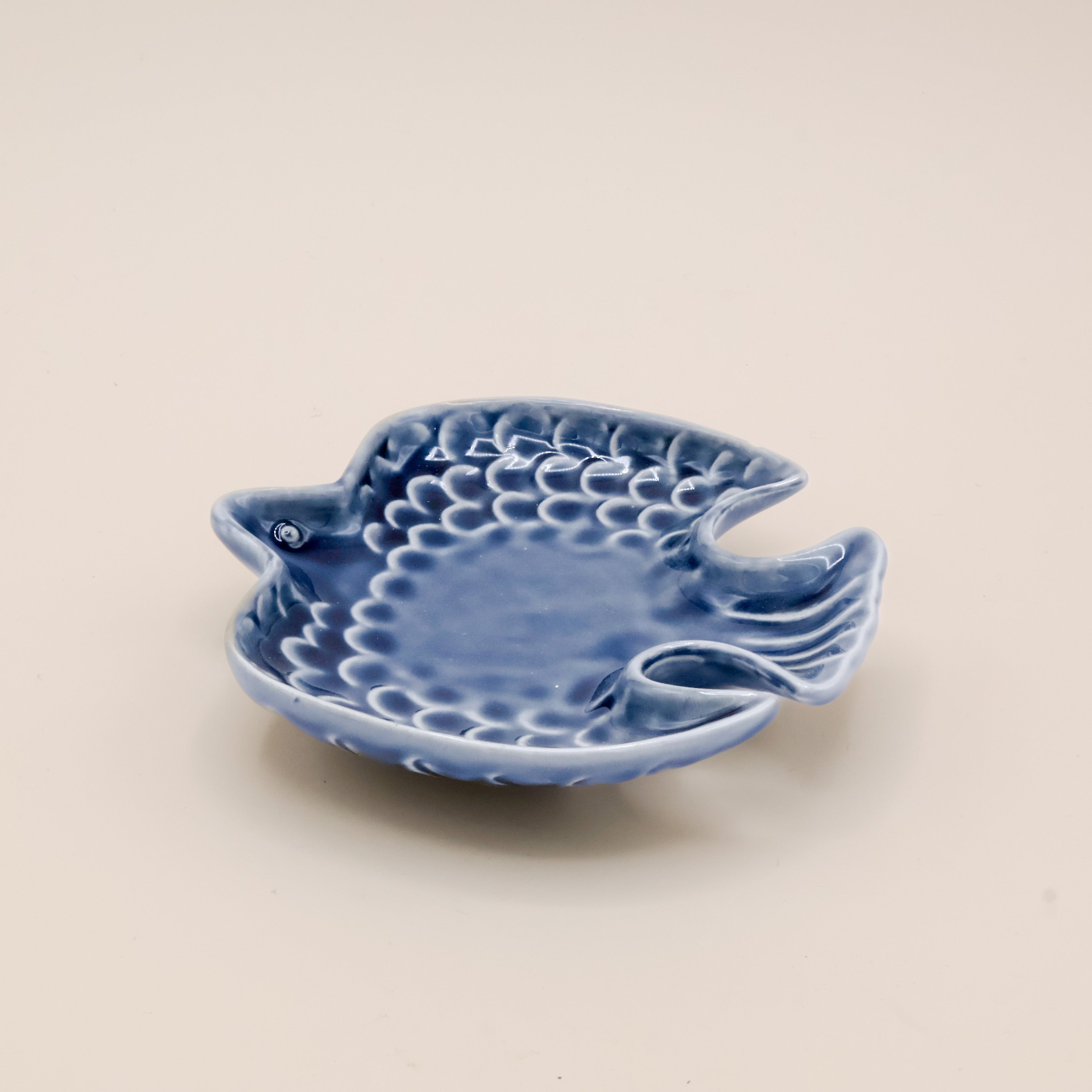 Japanese bird bowl in blue