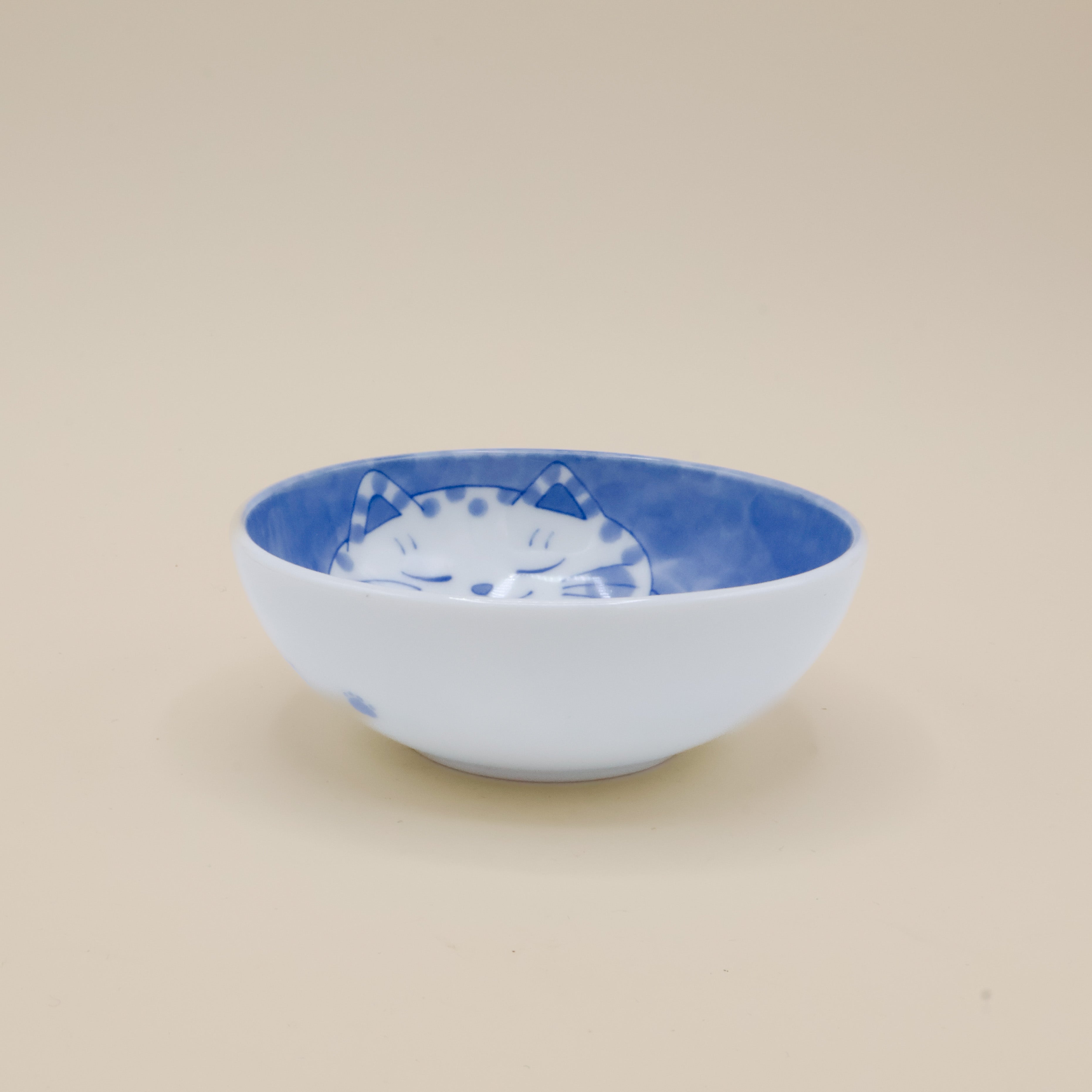 Fat Cat - Cat bowl with dots