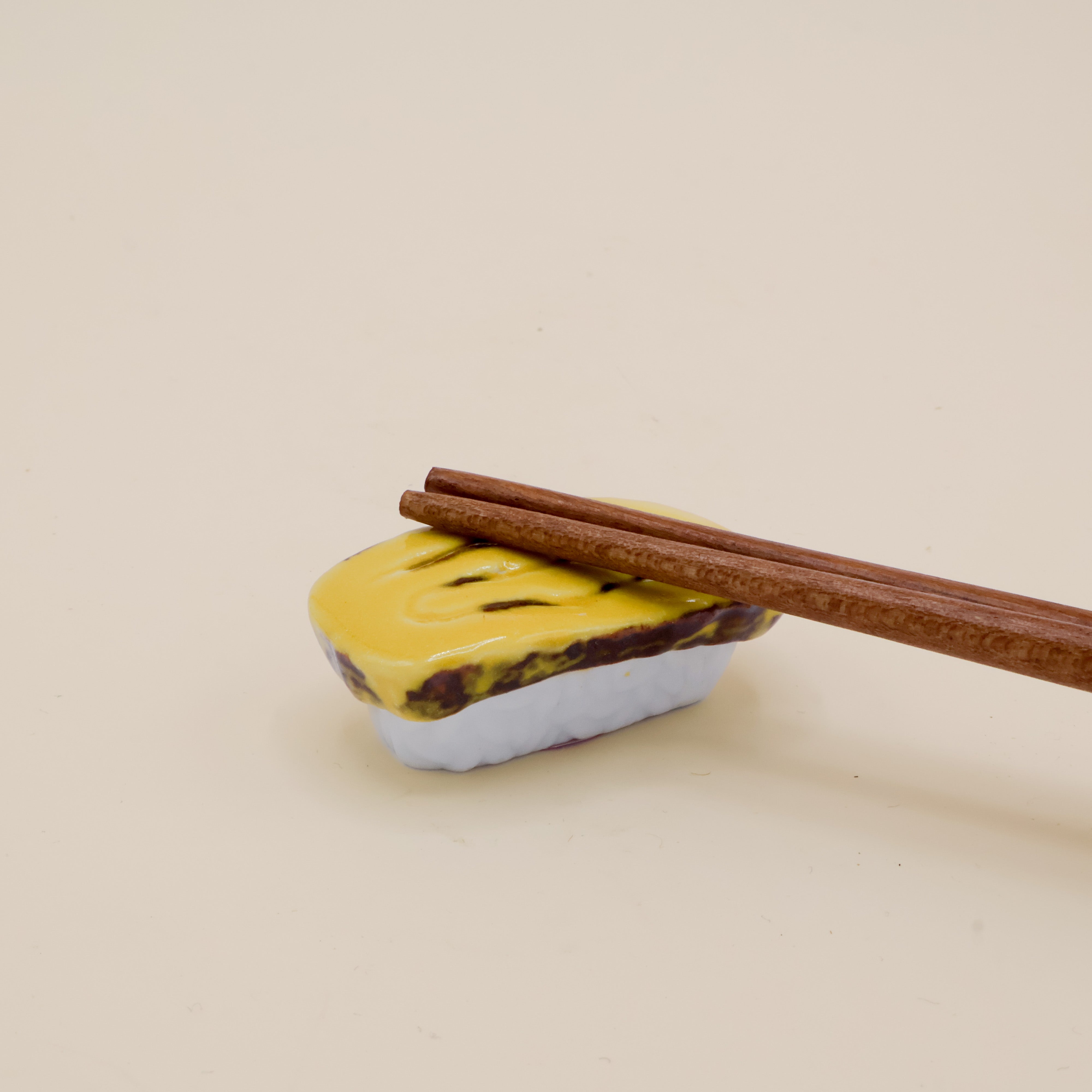 Chopstick holder - Egg