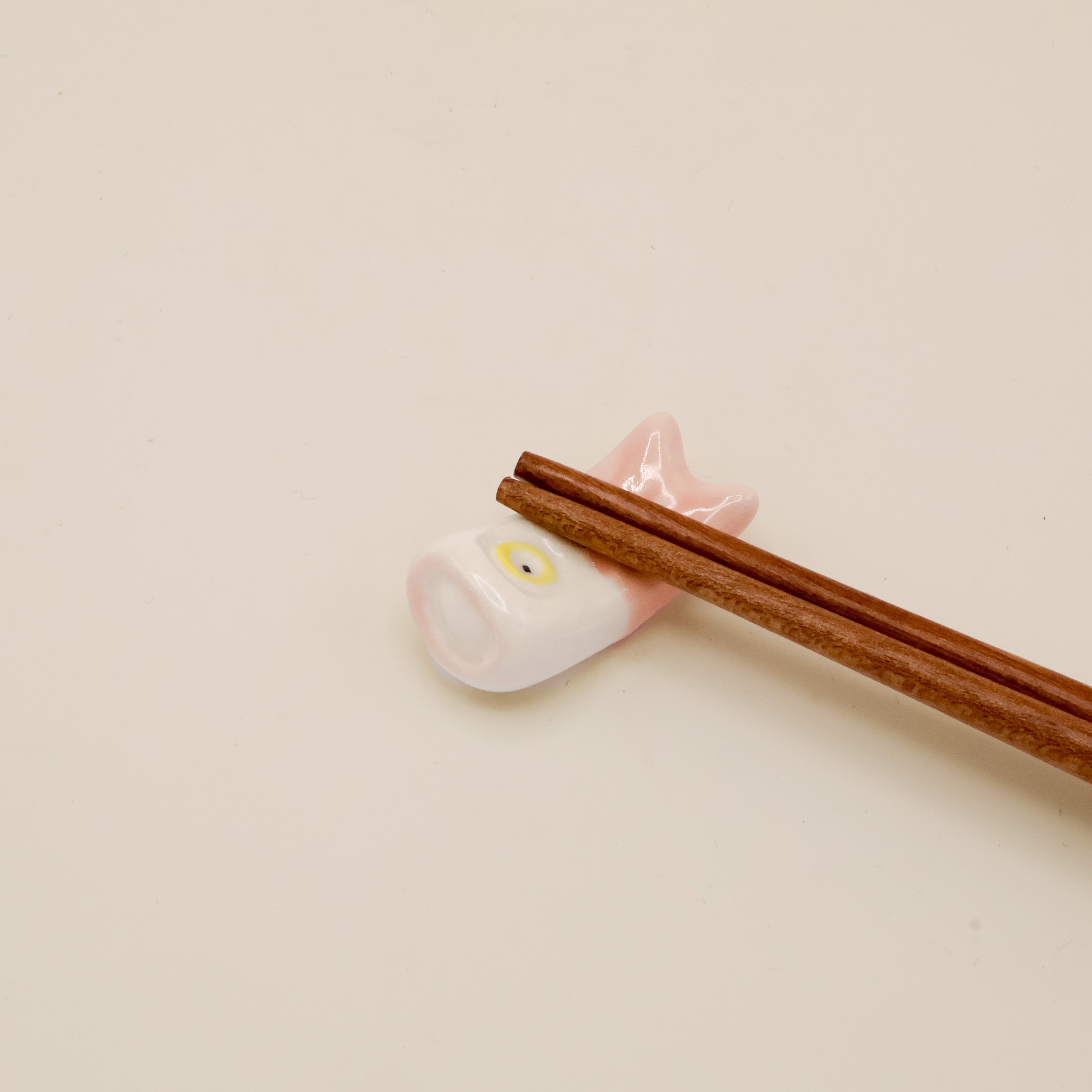 Spisepindeholder - Koi fisk (Flere varianter)