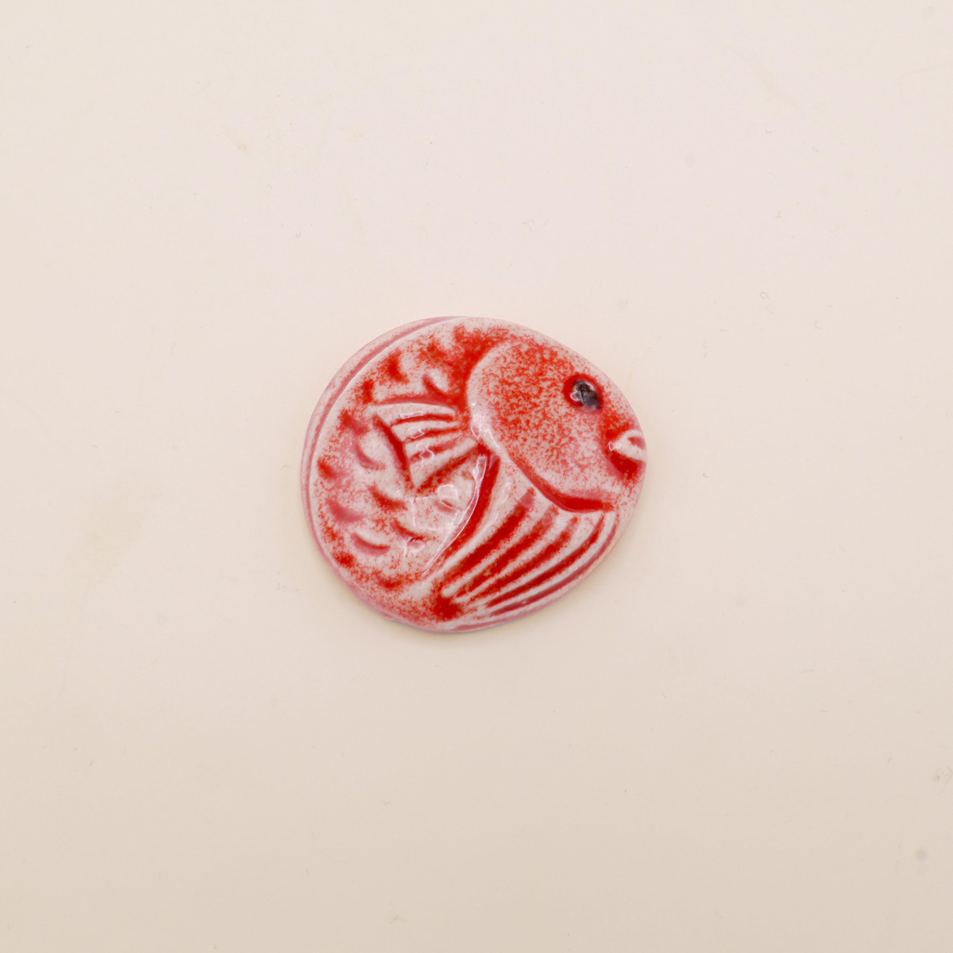 Chopstick holder - Round red fish