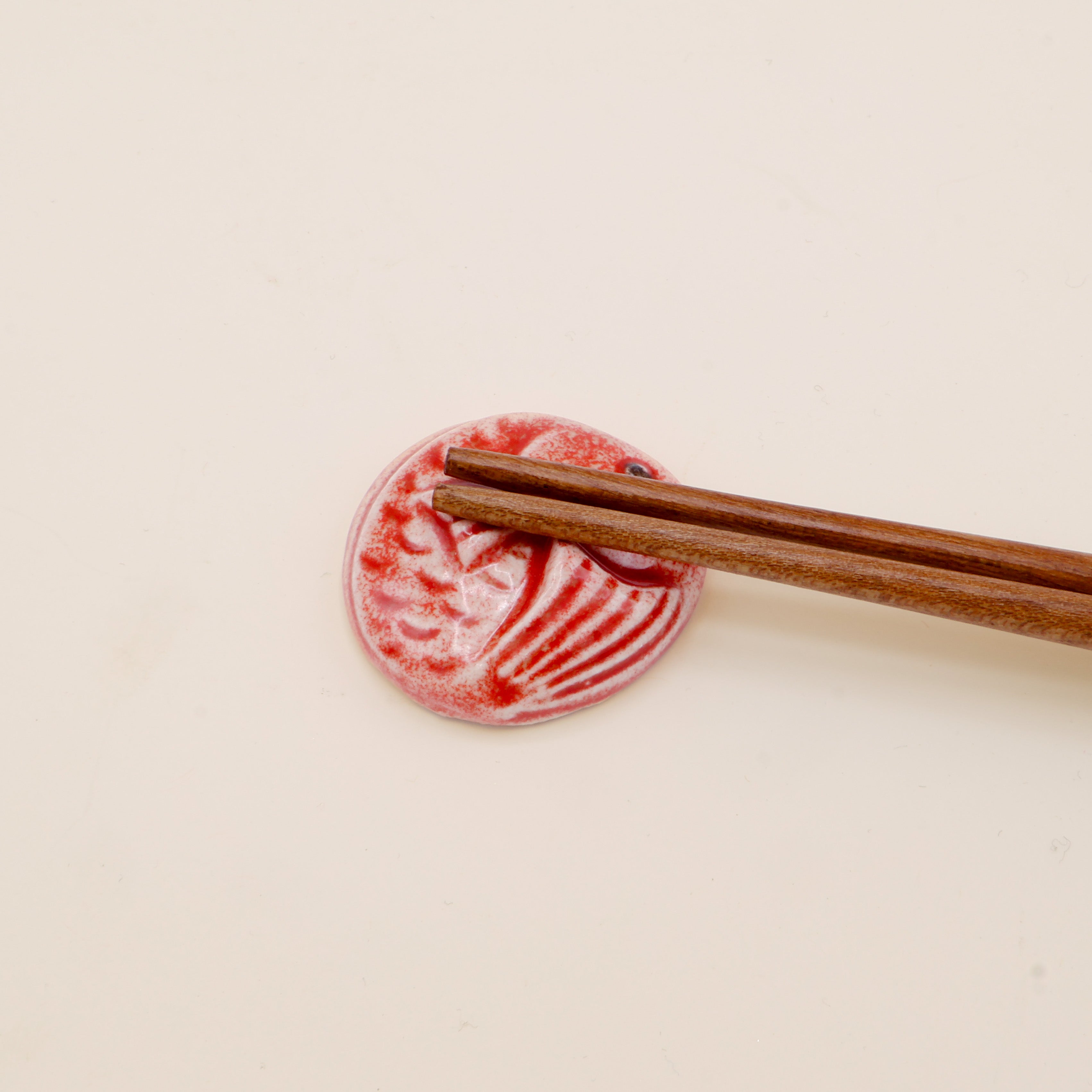 Chopstick holder - Round red fish
