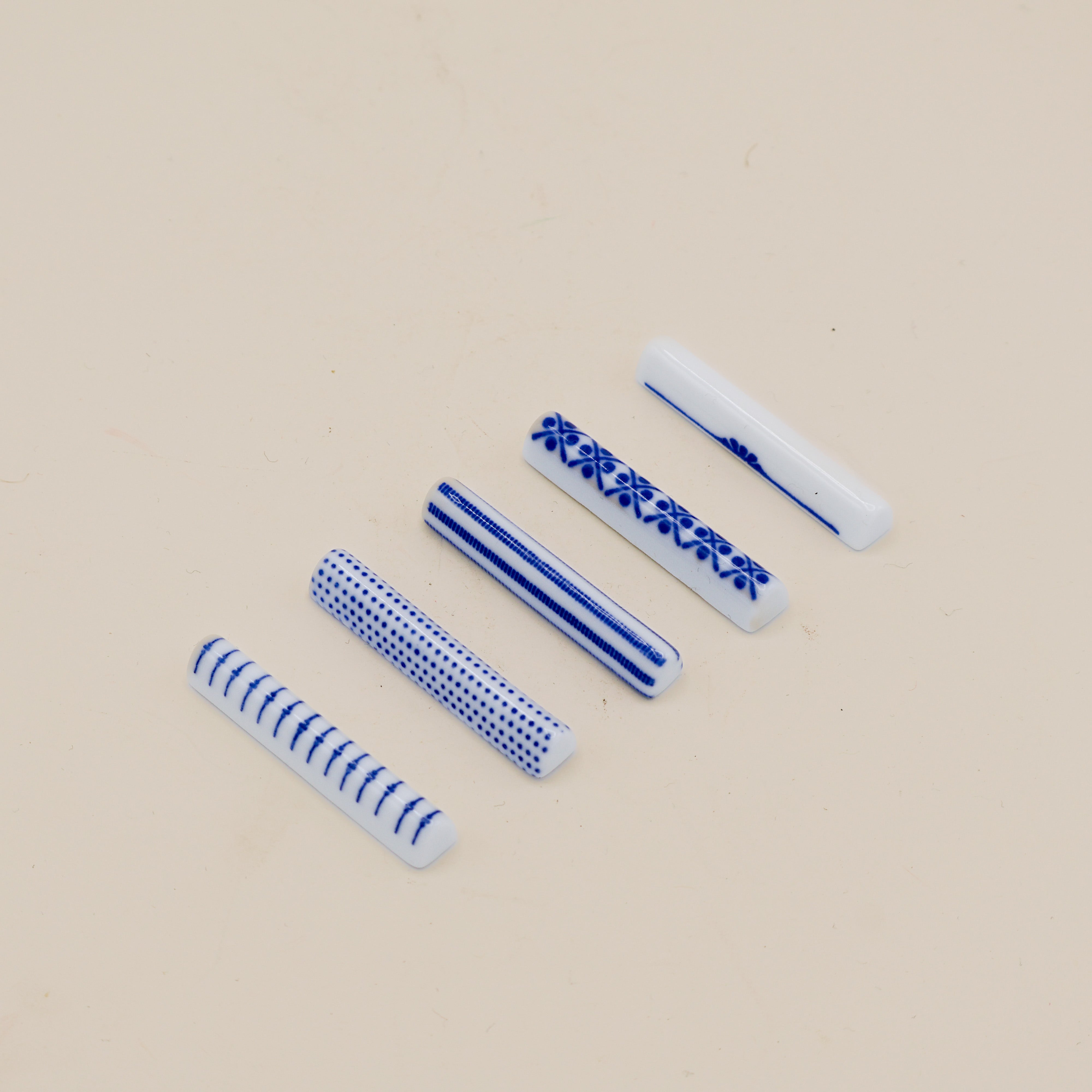 Spisepindeholder - Hvid med blå detaljer