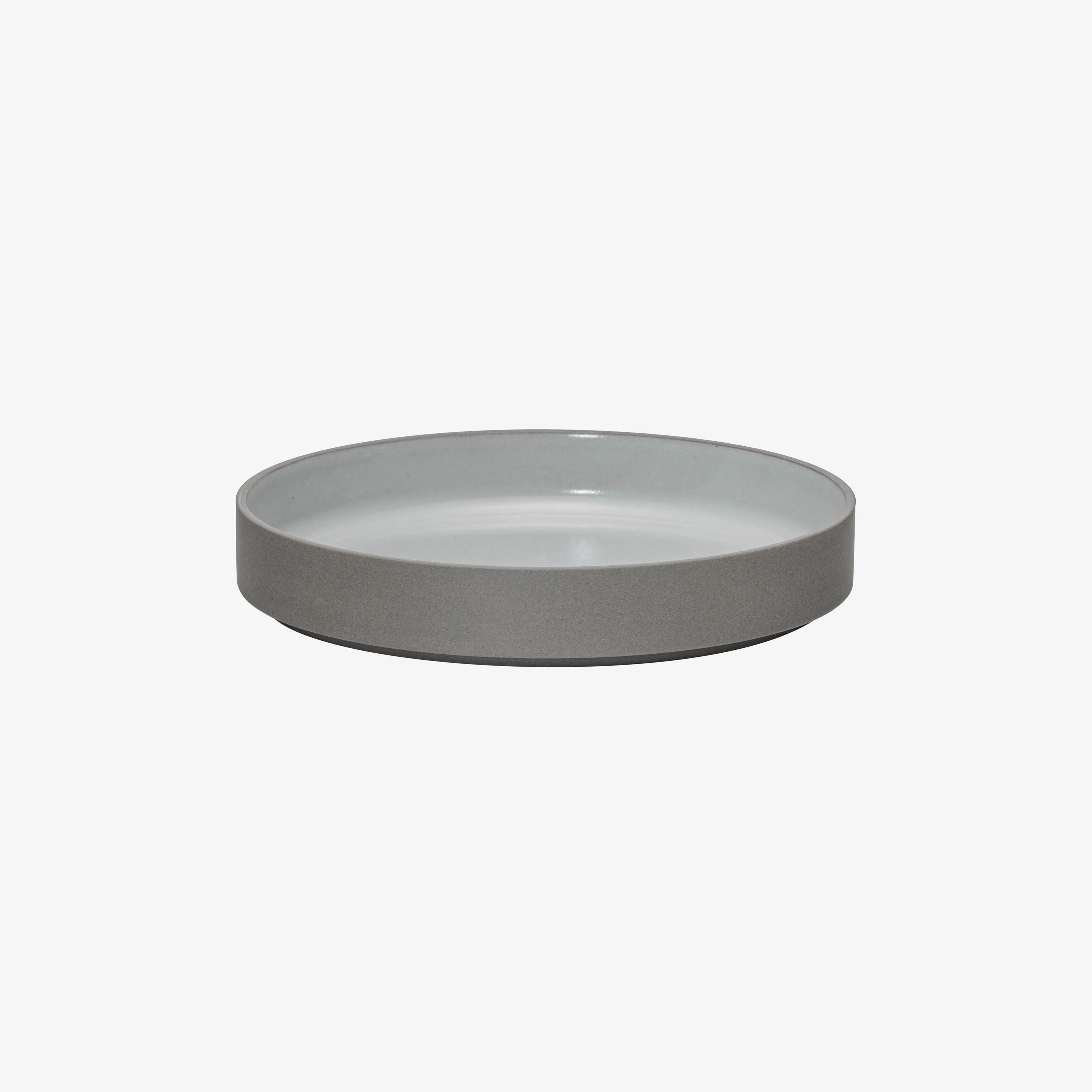 Hasami Porcelain - Tall Bowl // Grå og hvid