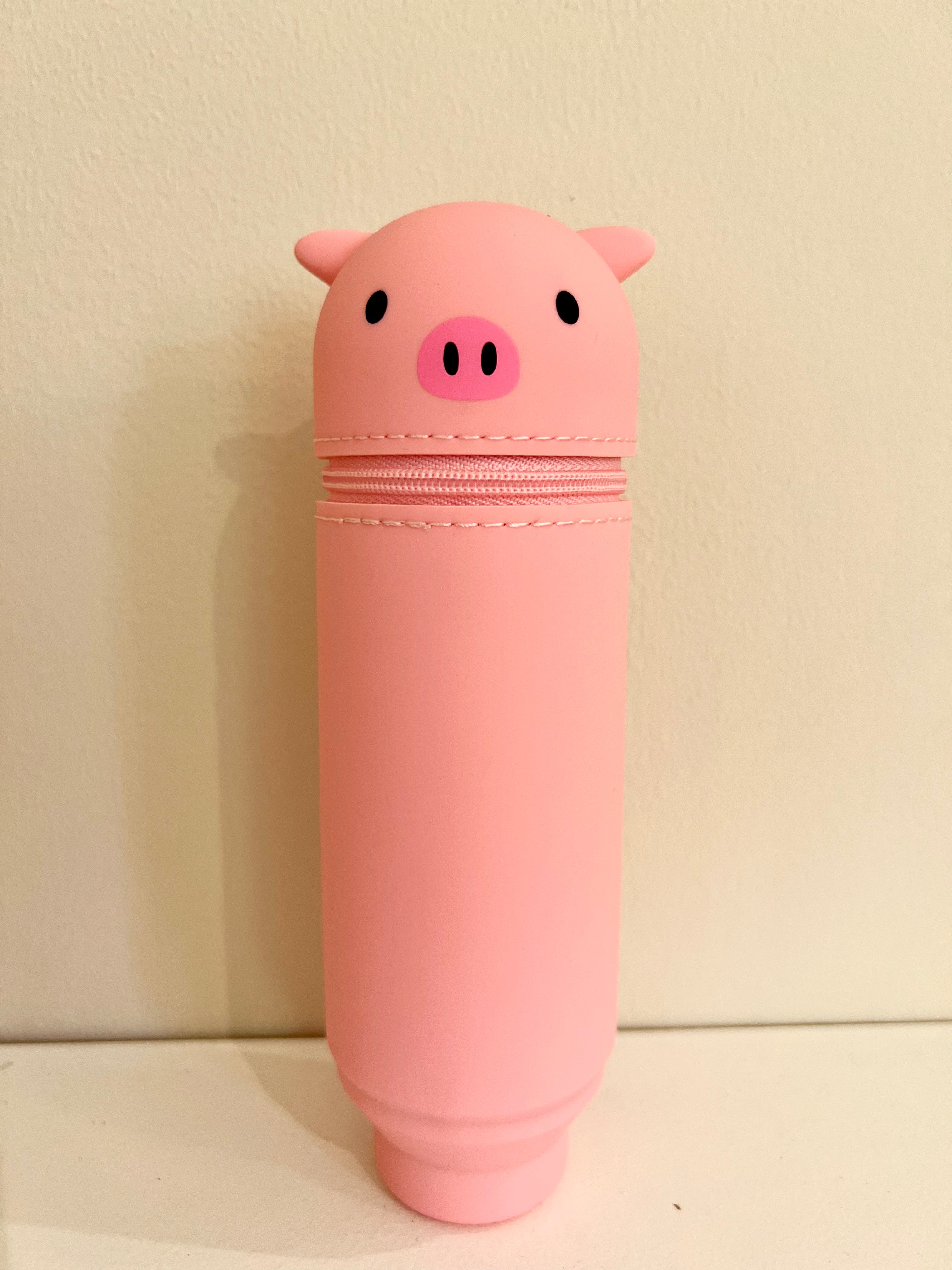 Pen houses with different animals