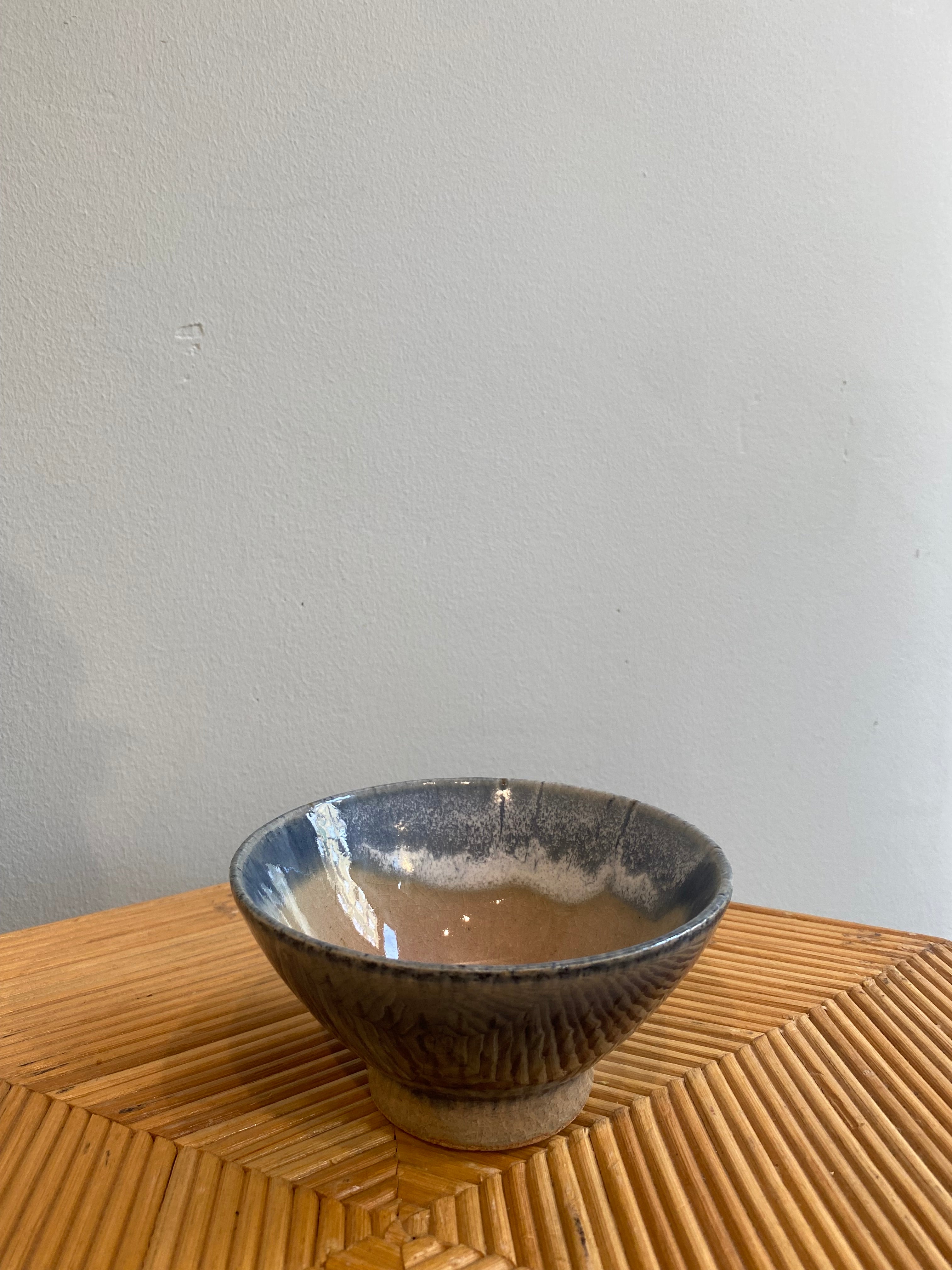 Bowl with blue grooved glaze - large