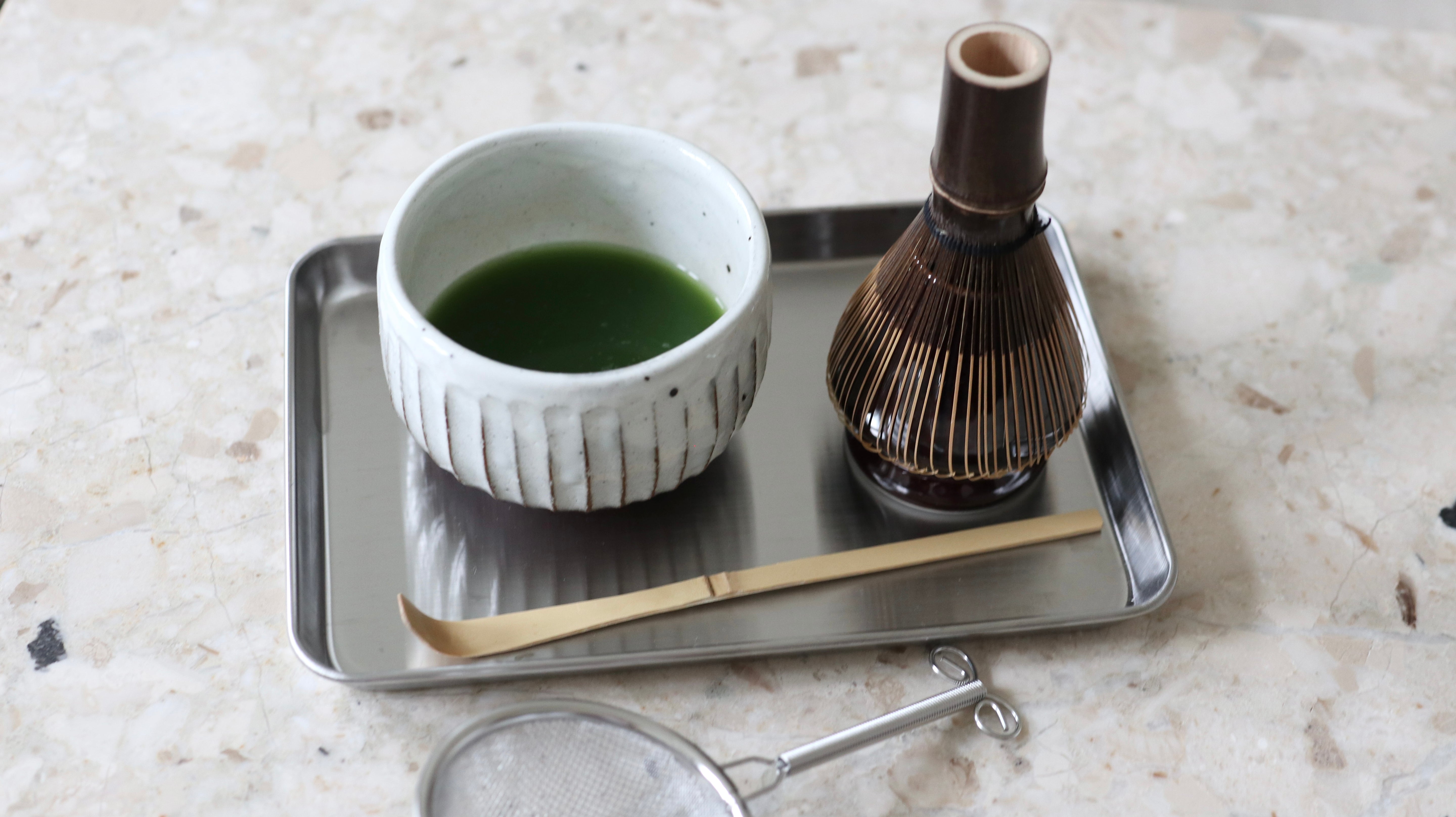 Matcha cup - Small white with stripes