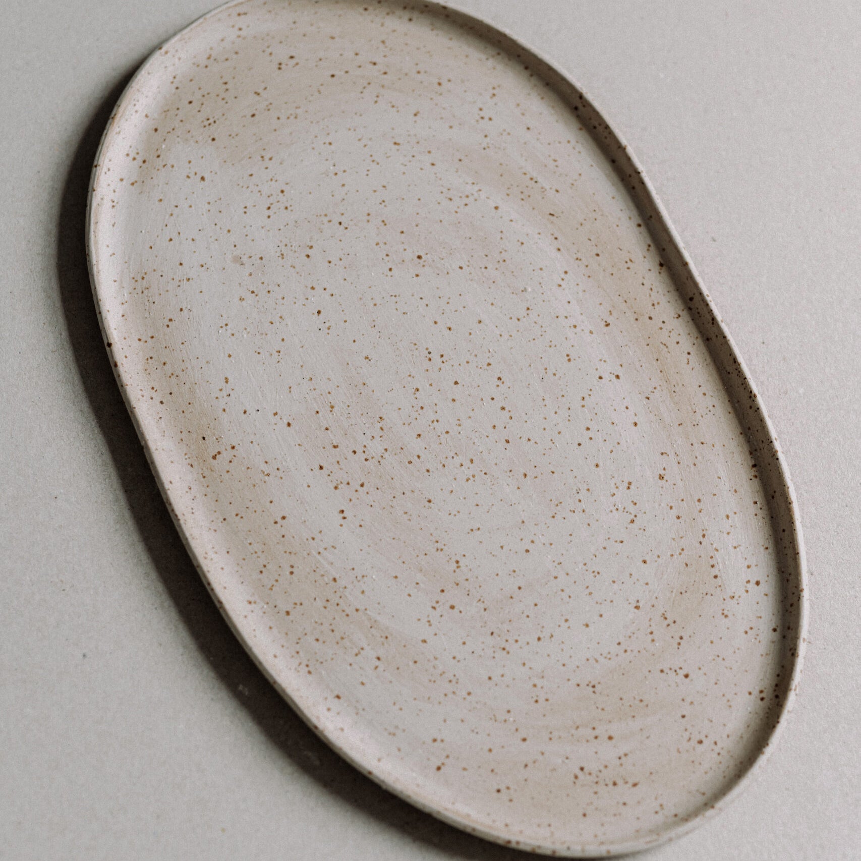 SHIZEN - Håndlavet aflangt fad