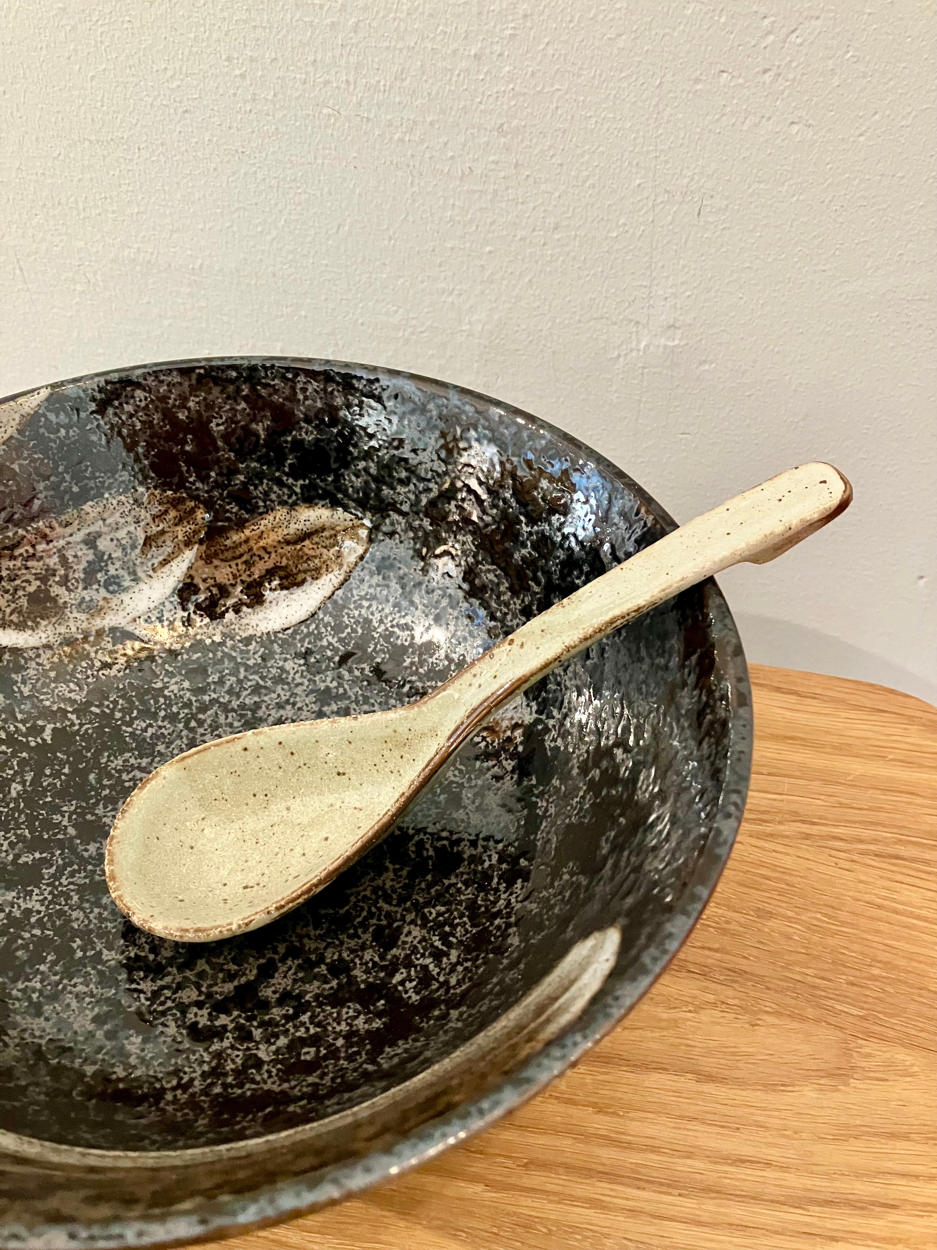 Ceramic ramen spoon - two-tone