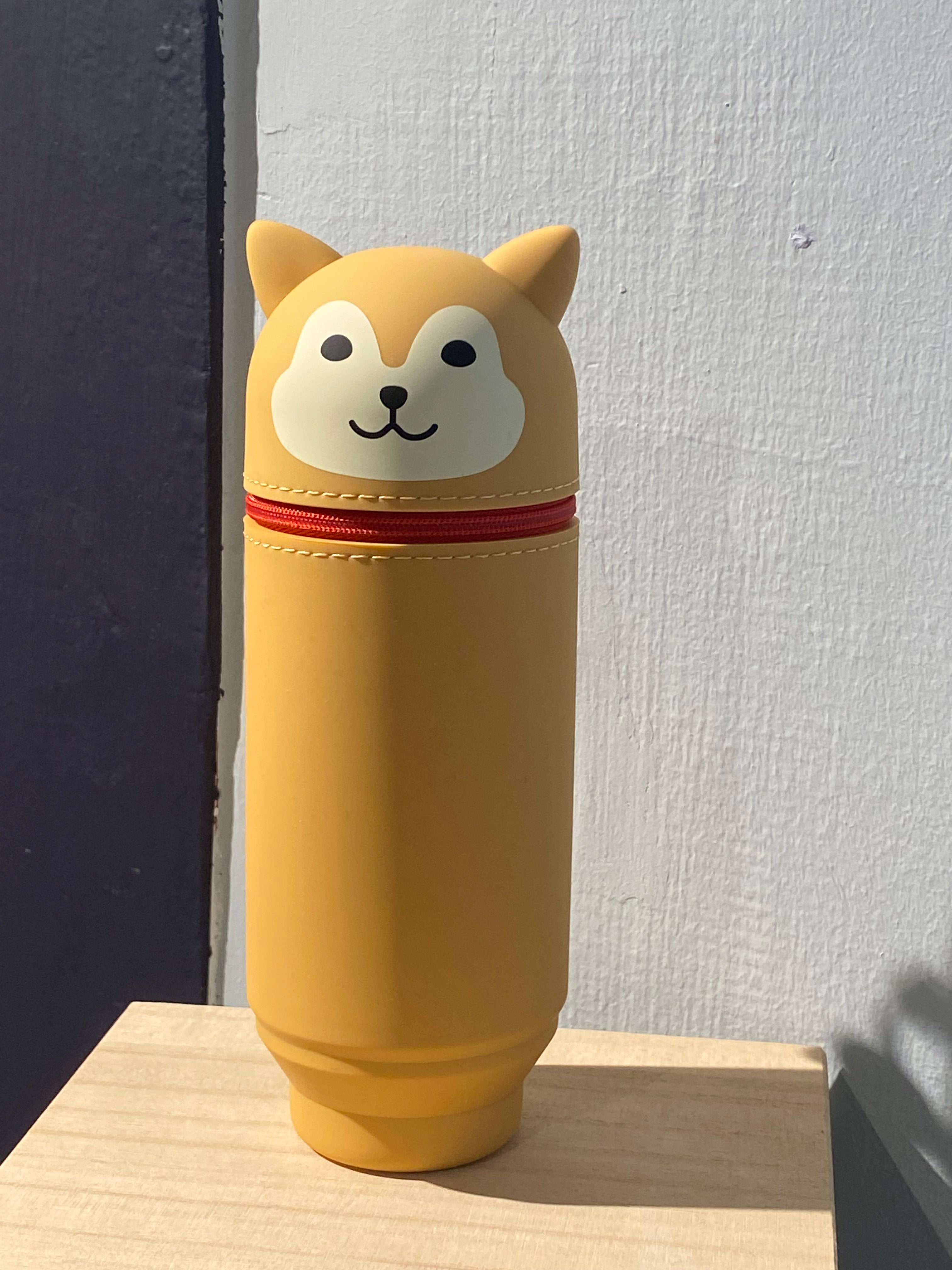 Pen houses with different animals