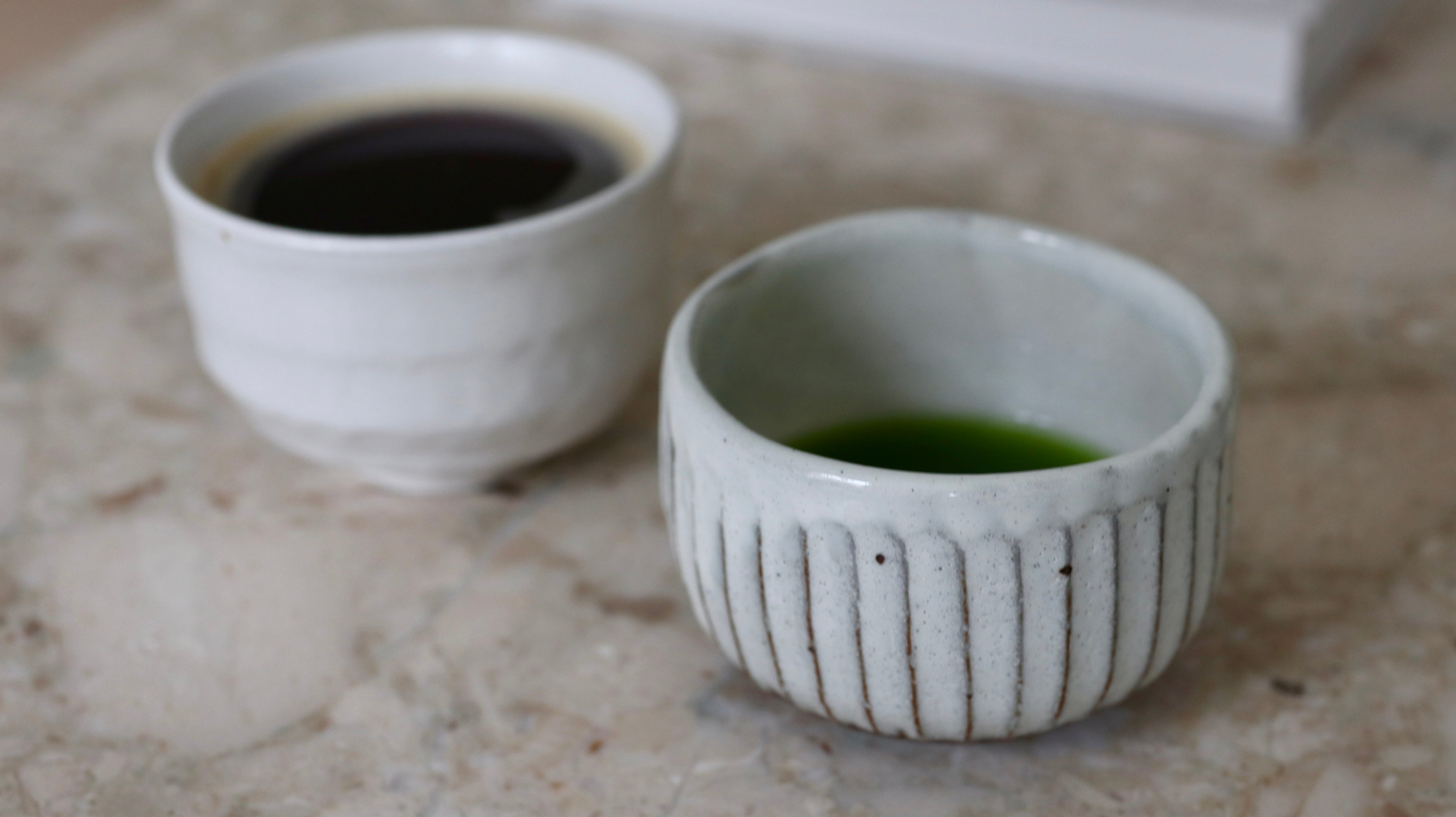 Matcha cup - Small white with stripes