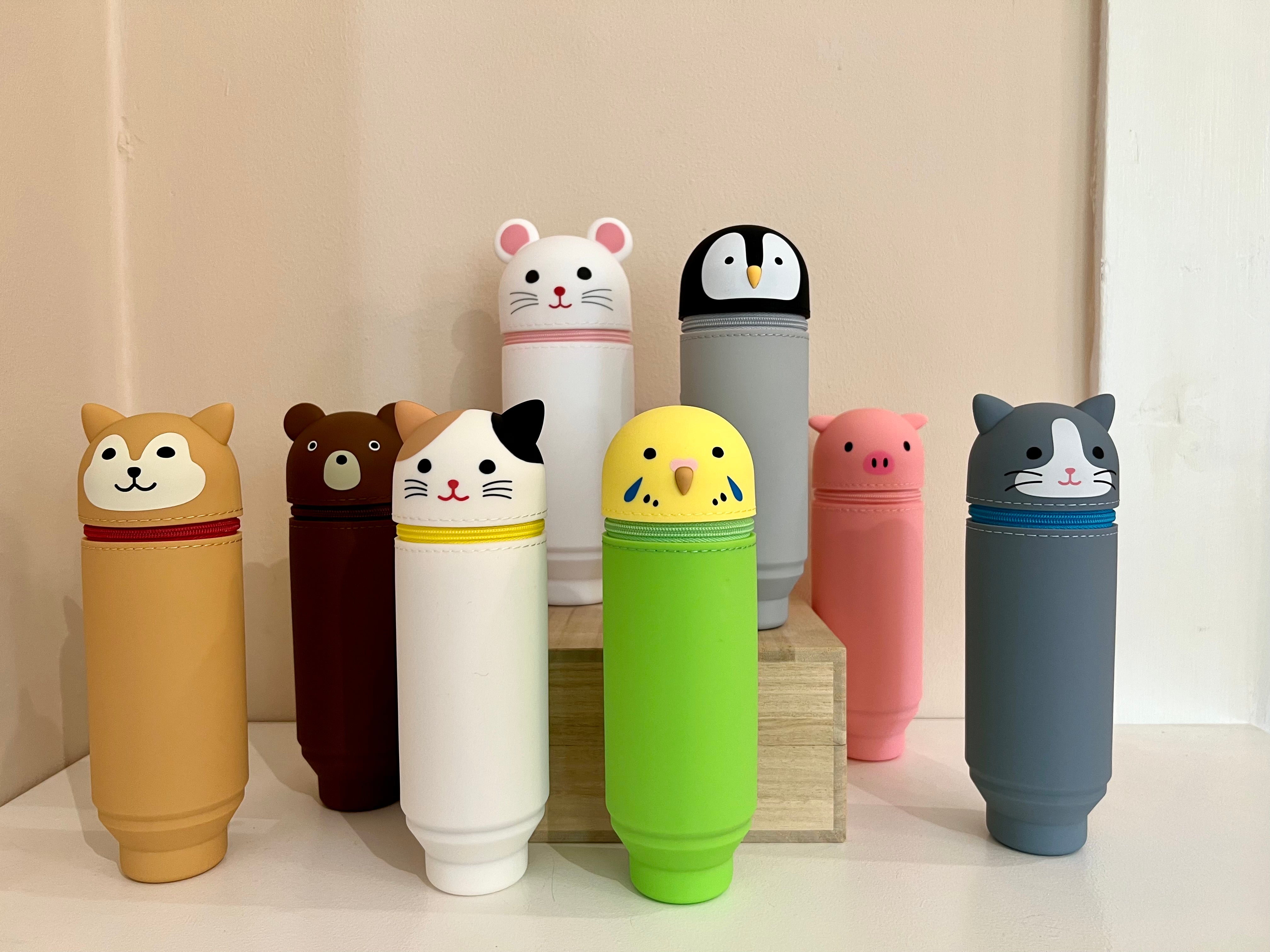 Pen houses with different animals