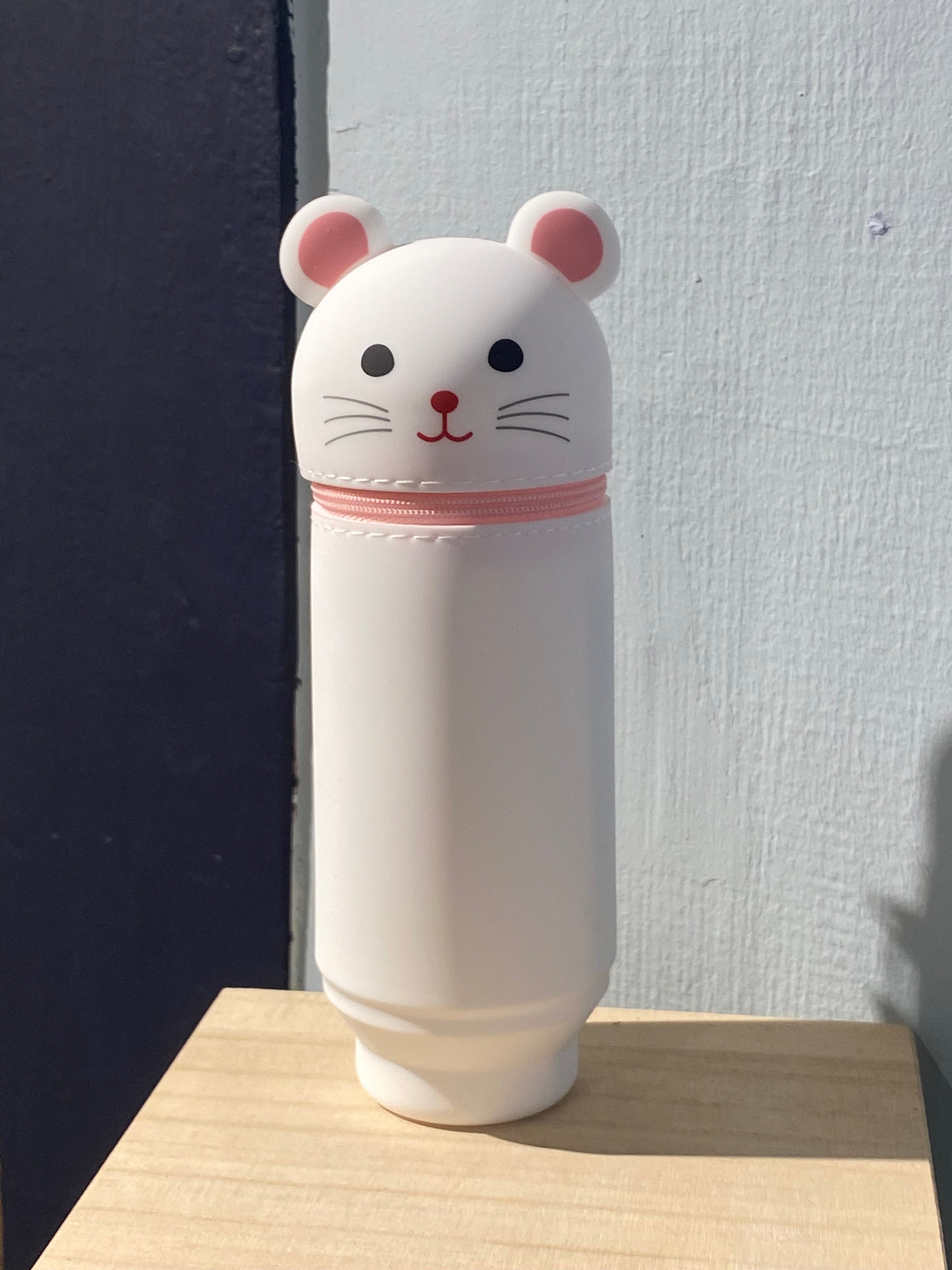 Pen houses with different animals