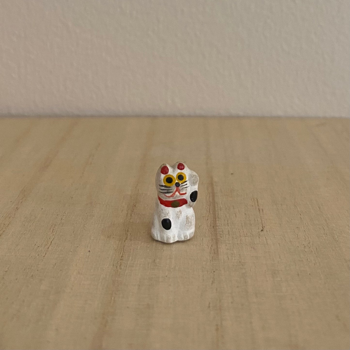 Små unika træfigurer