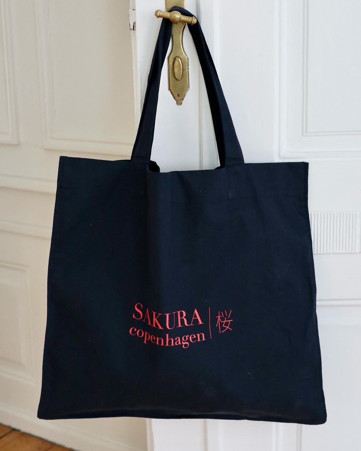 Sakura tote bag