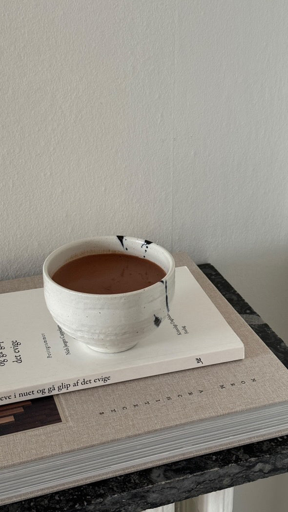 Japansk kop med blå splash mønster