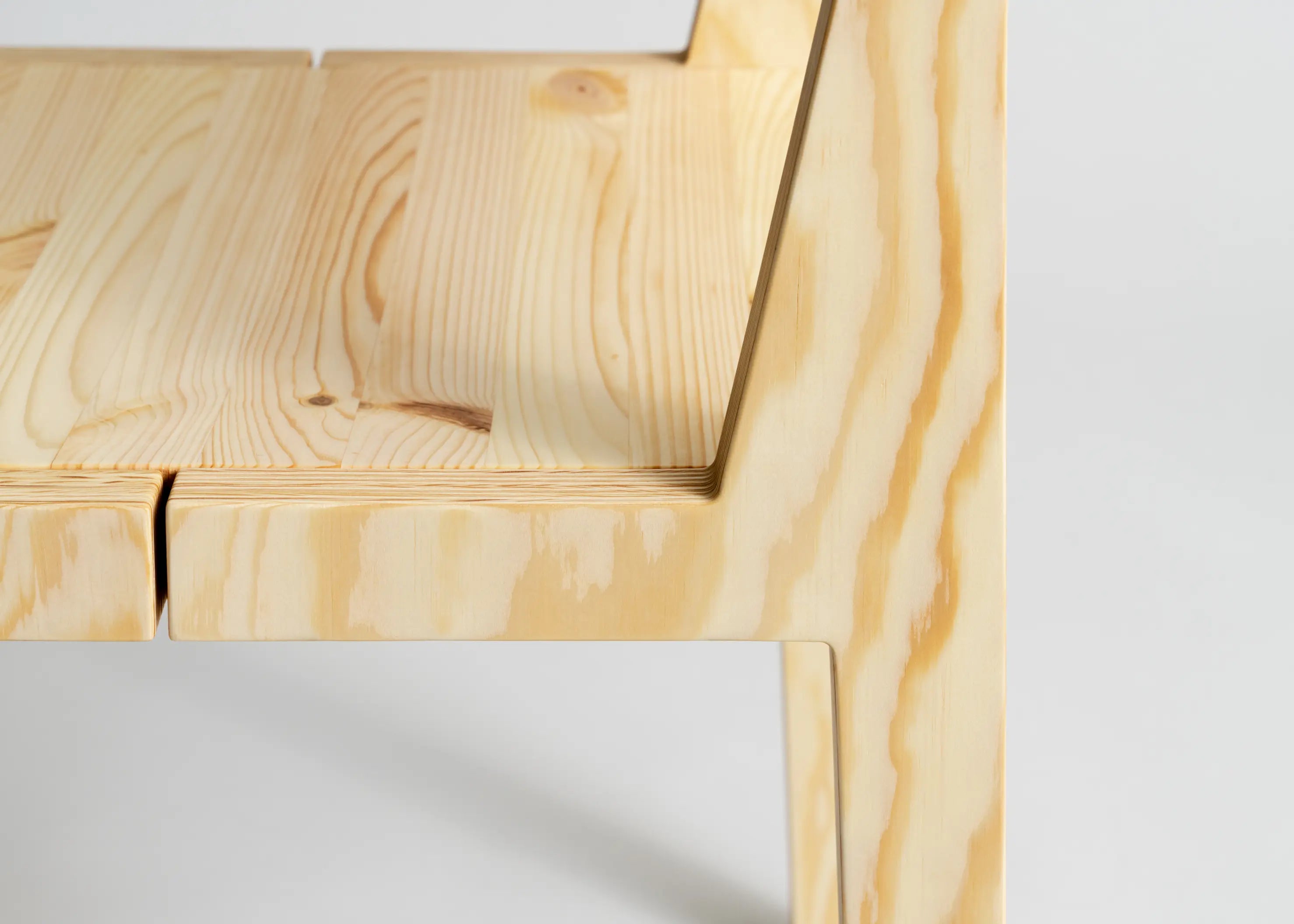 Vaarnii - 016 Maasto Dining Chair