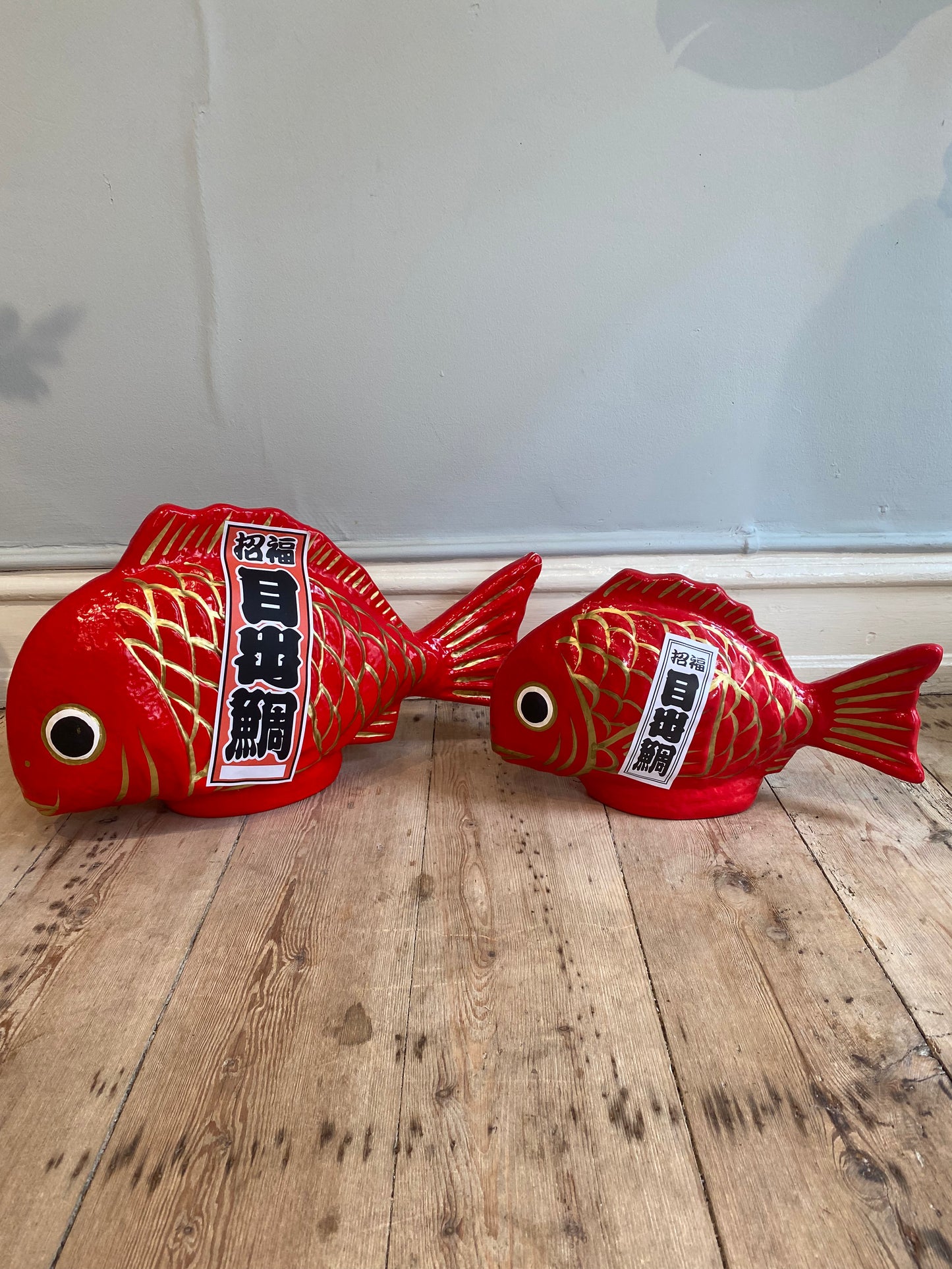 Stor rød fisk