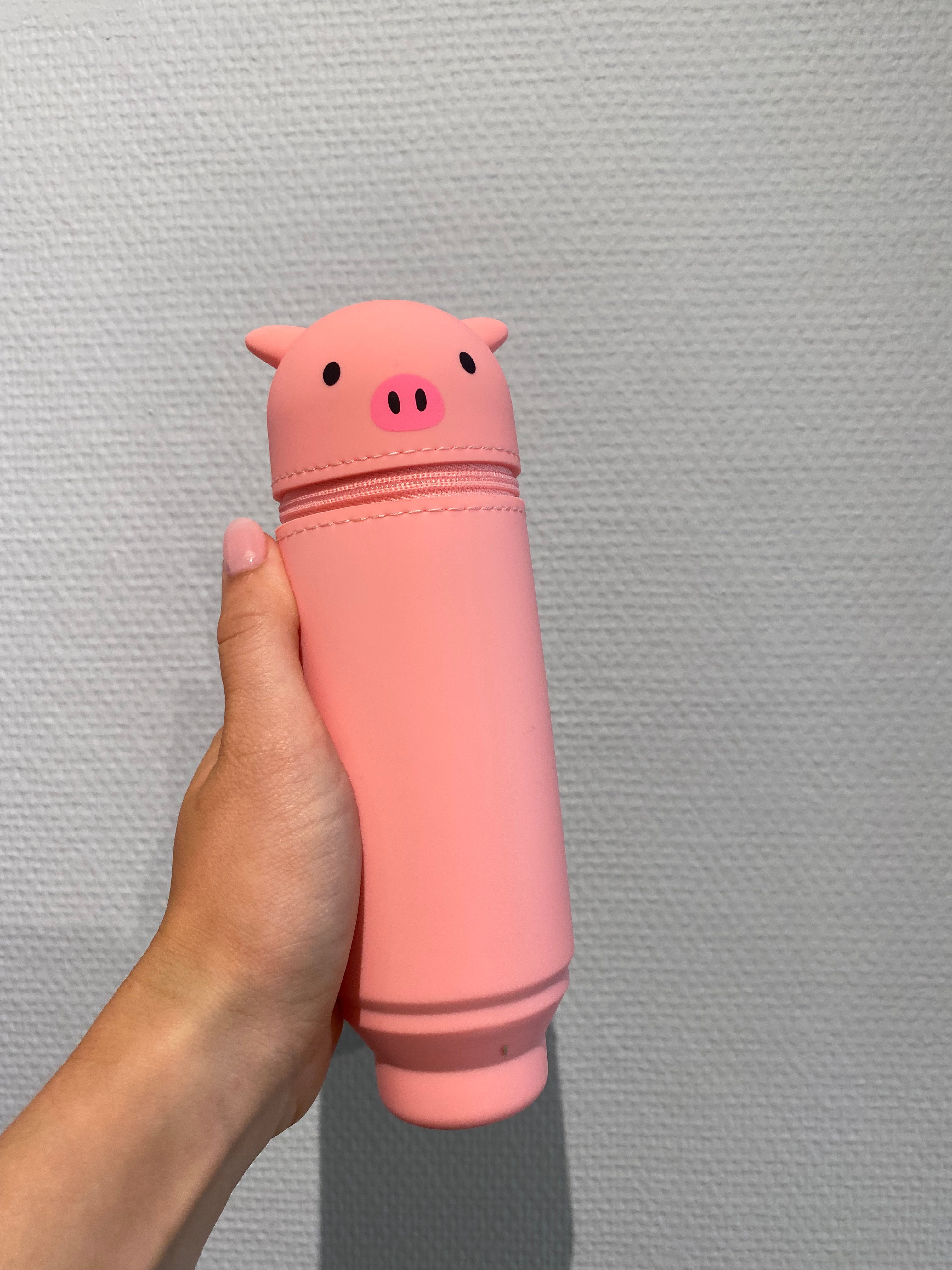 Pen houses with different animals