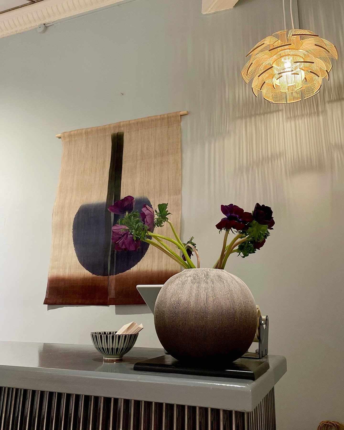 Vase - Large round rustic in black and grey