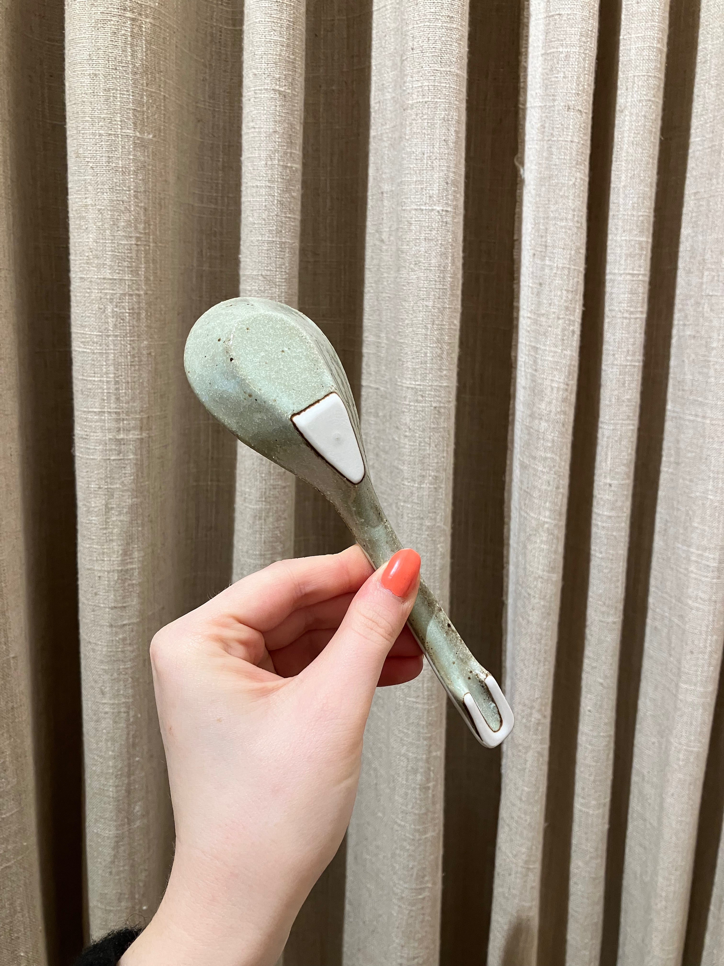 Ramenske i keramik - tofarvet