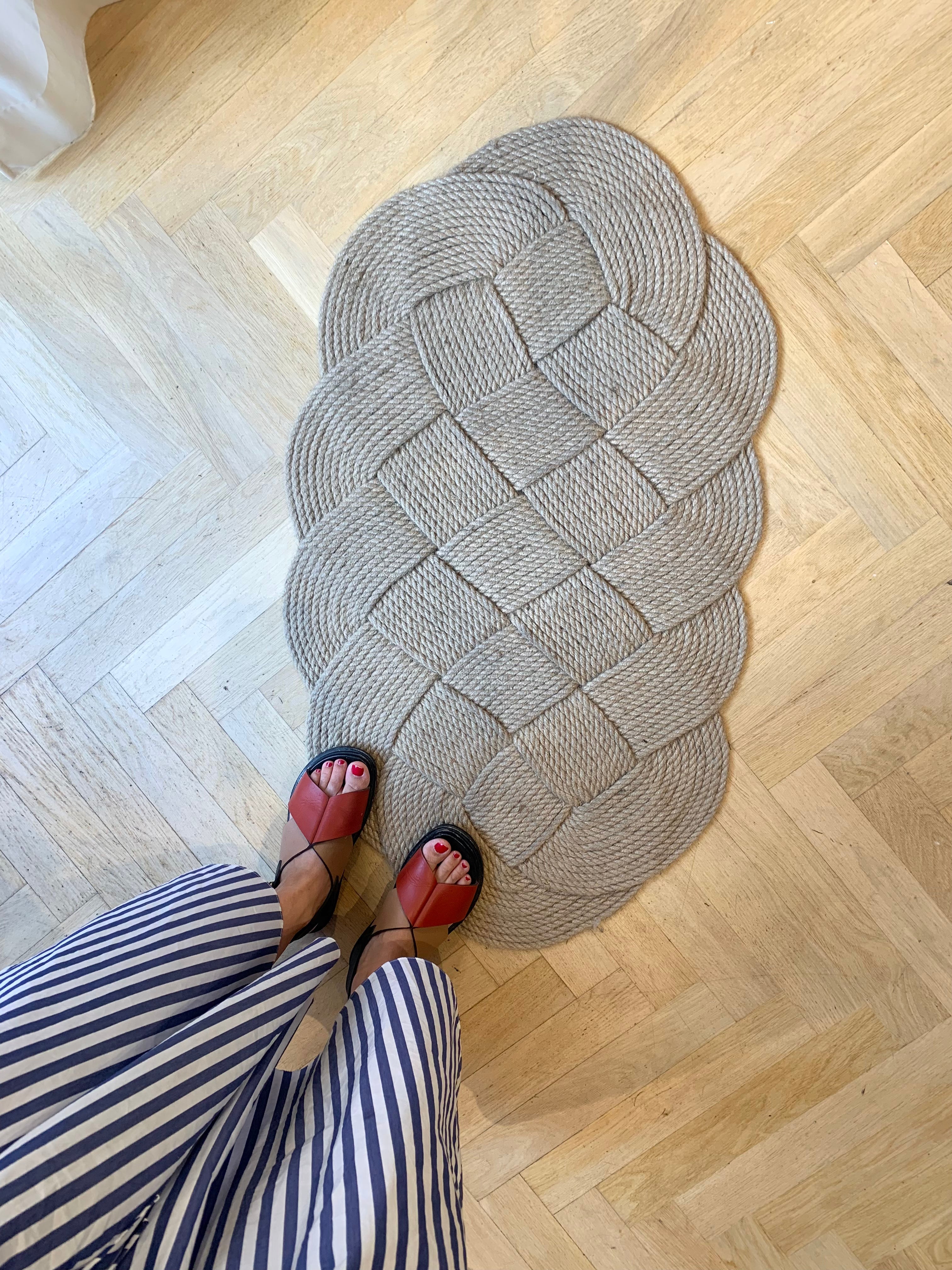 Yōkoso hand-woven jute door mat; great