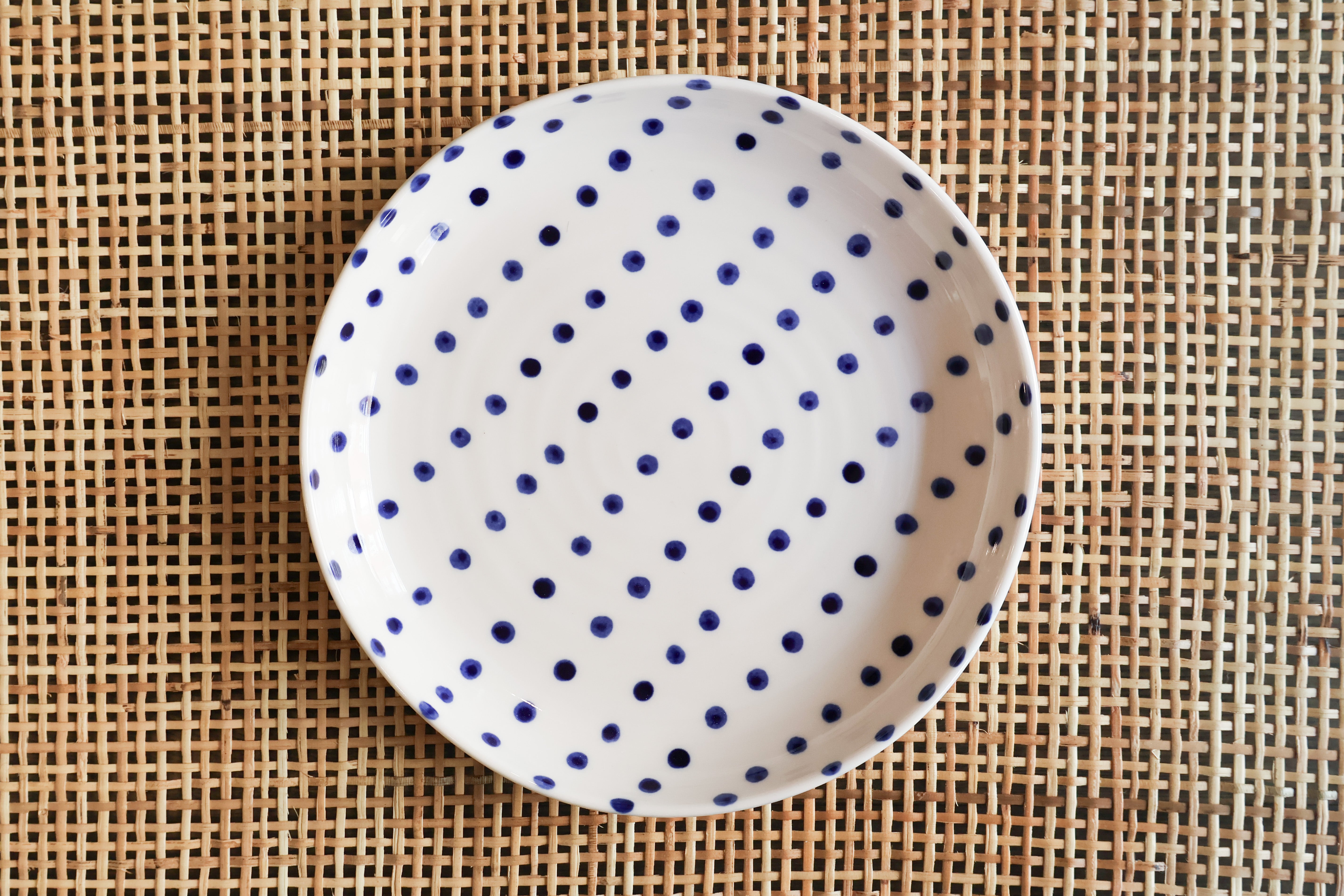 The plate with dots