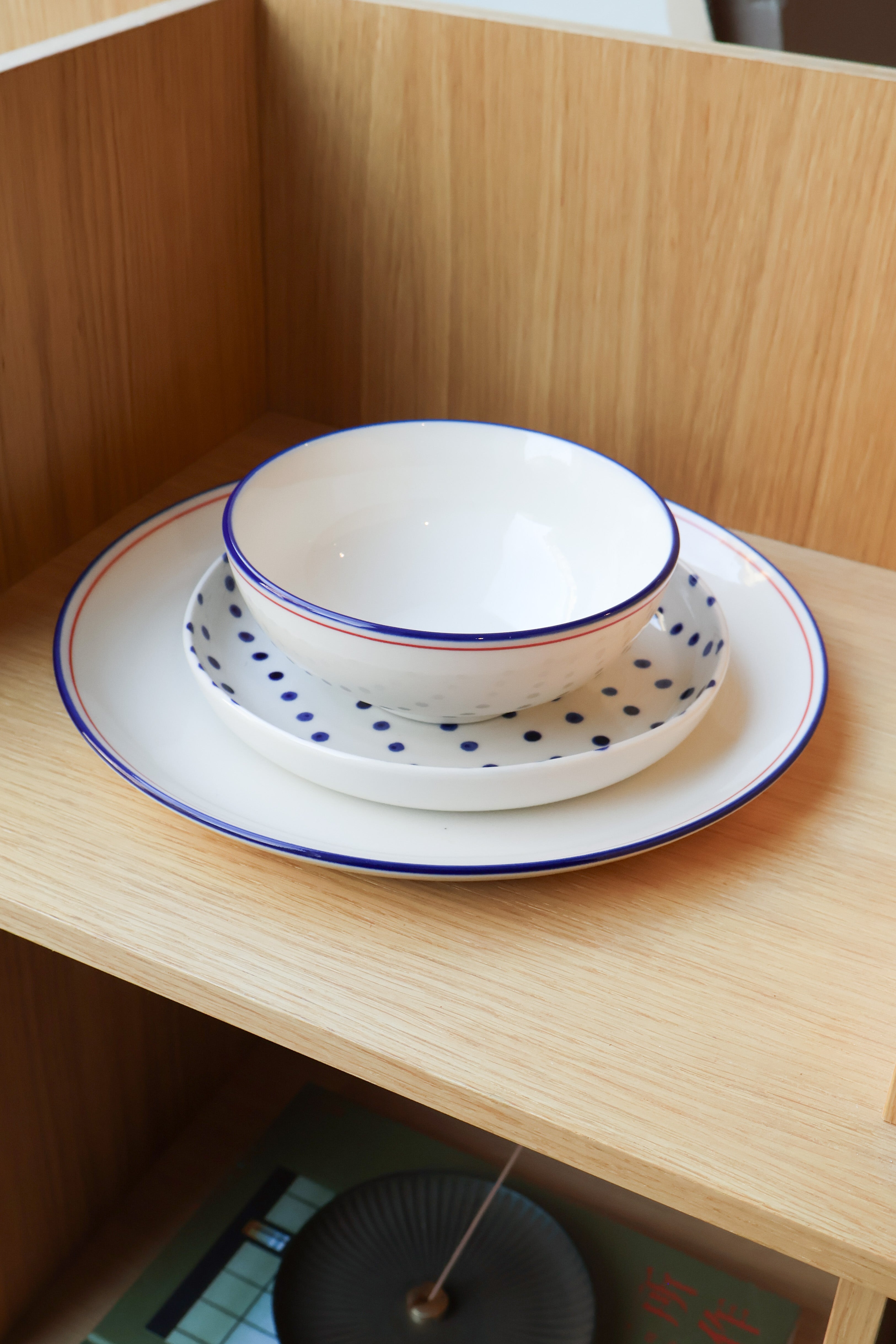 Sakura Stel - Bowl with blue and red stripe