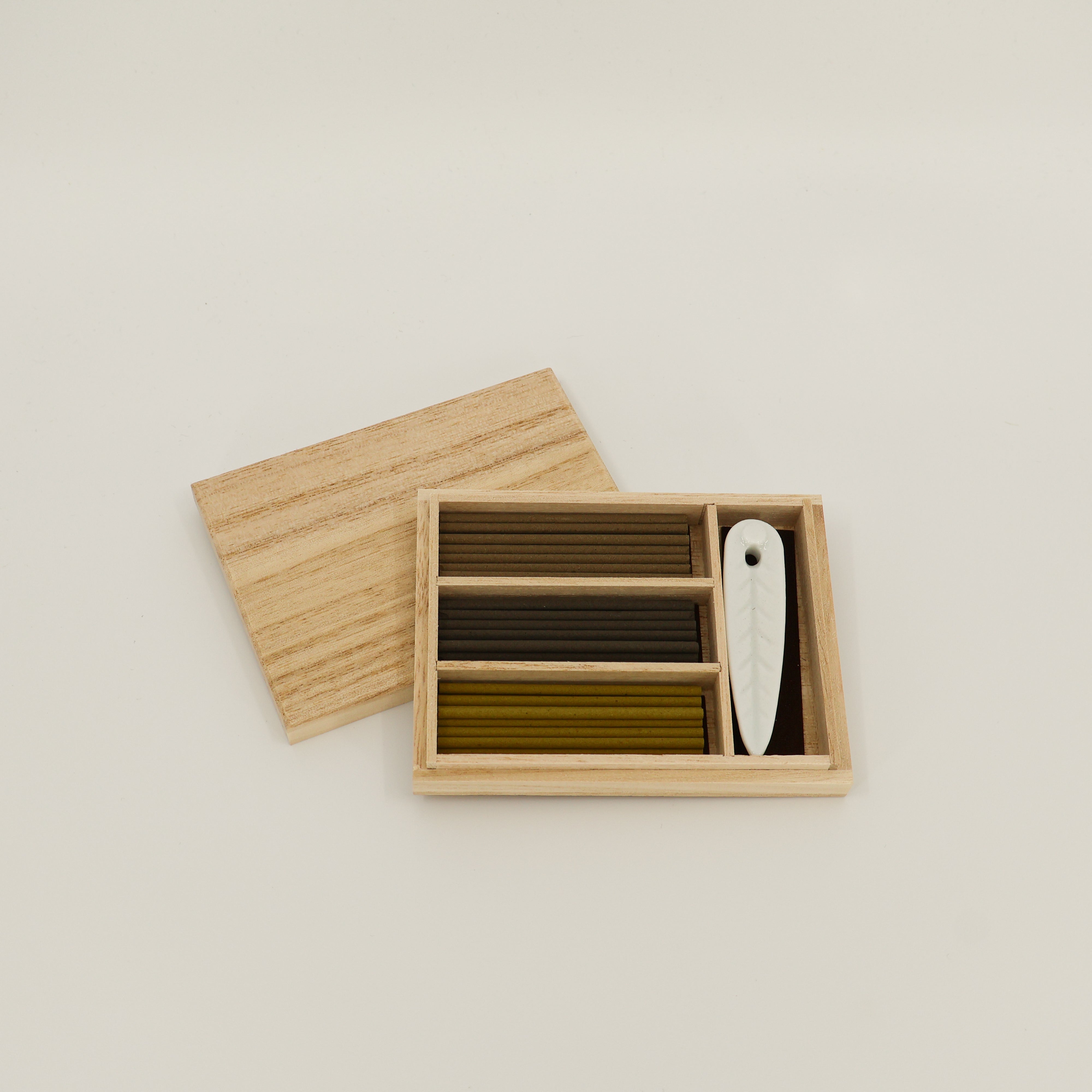 (weight) Kaguya Japanese incense set with three different scents and an incense holder