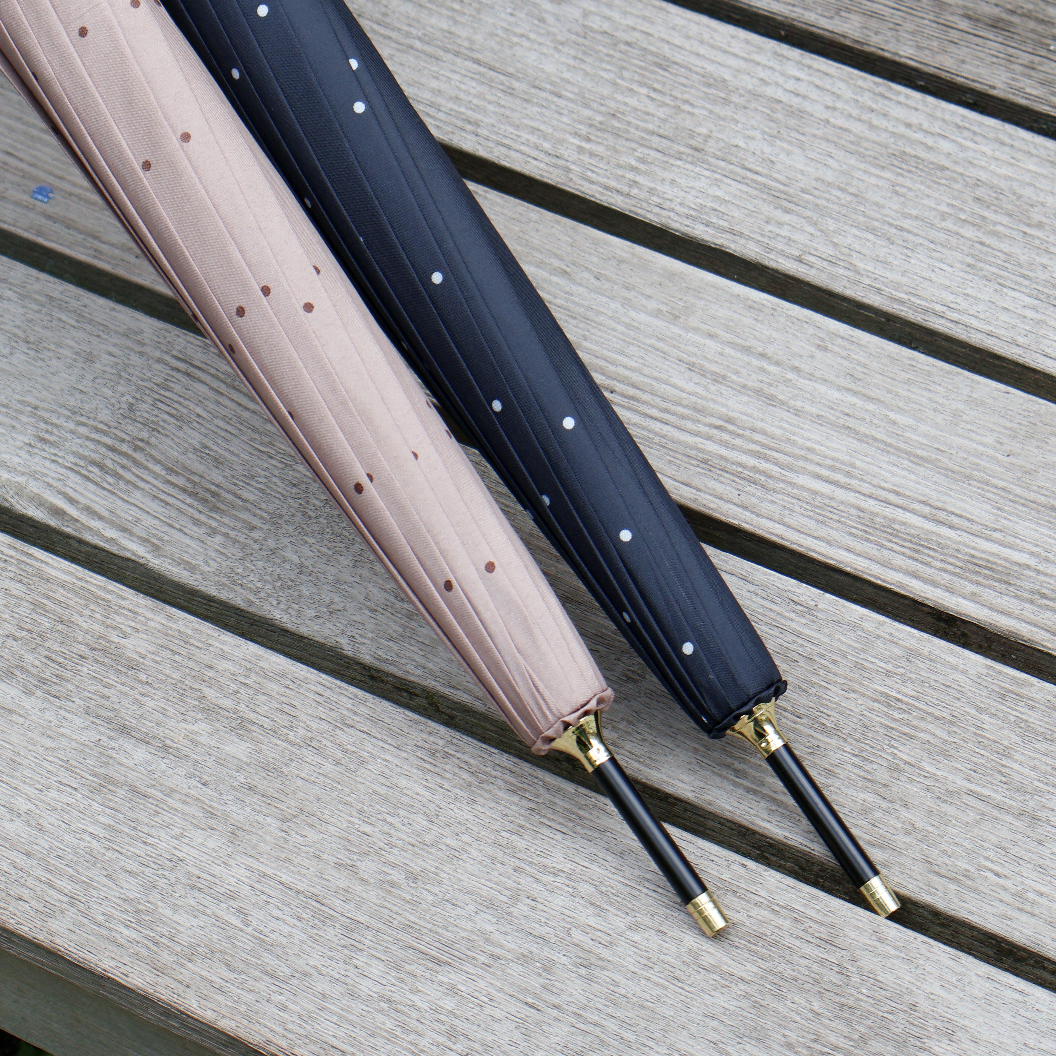 Polka dot umbrella - Brown or black