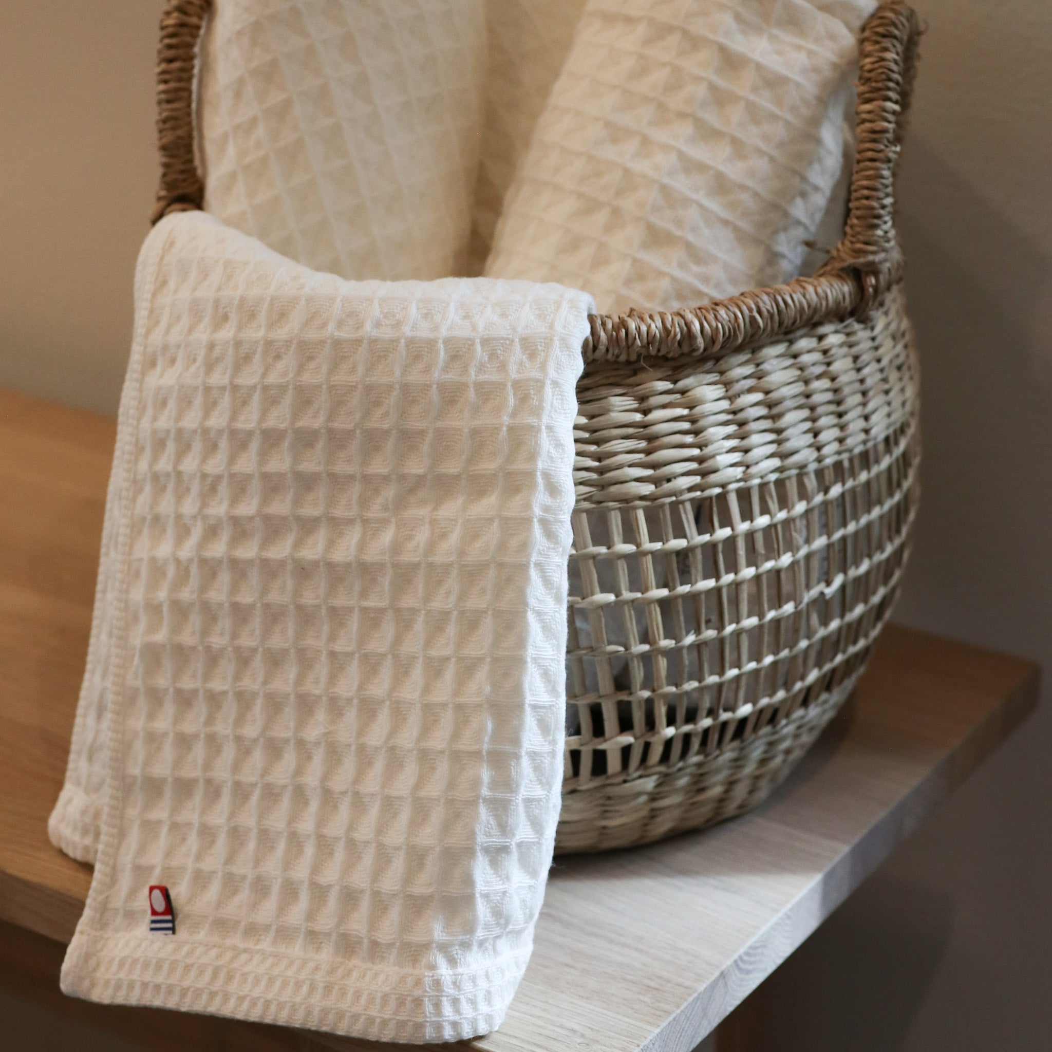 Onaru waffle weave towels - large