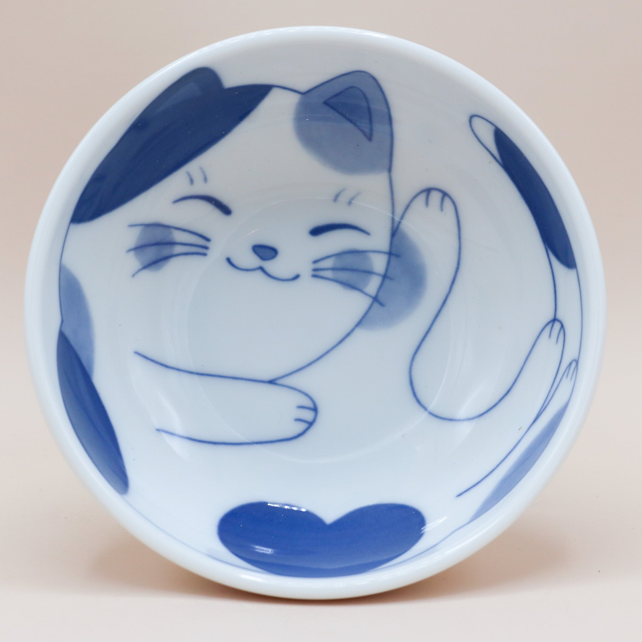 Fat Cat - Cat bowl with spots and heart