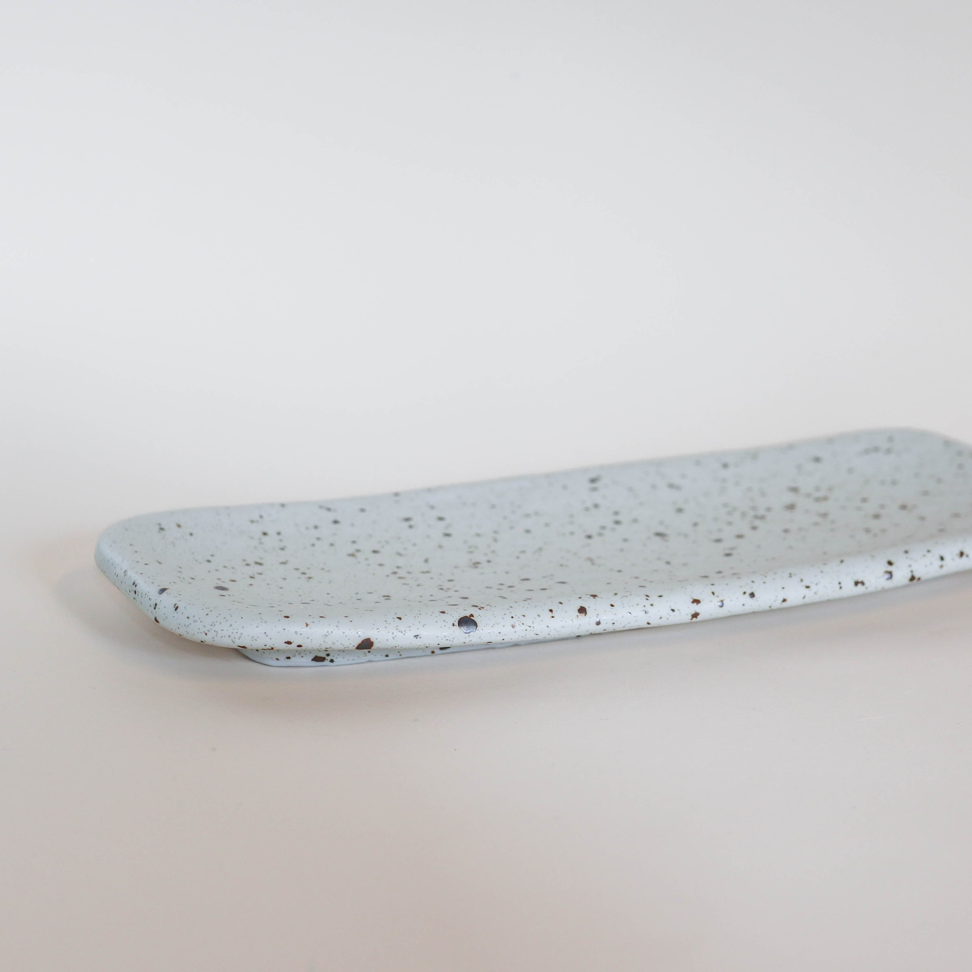(Missing price, quantity) Oblong dish with brown embers - Long