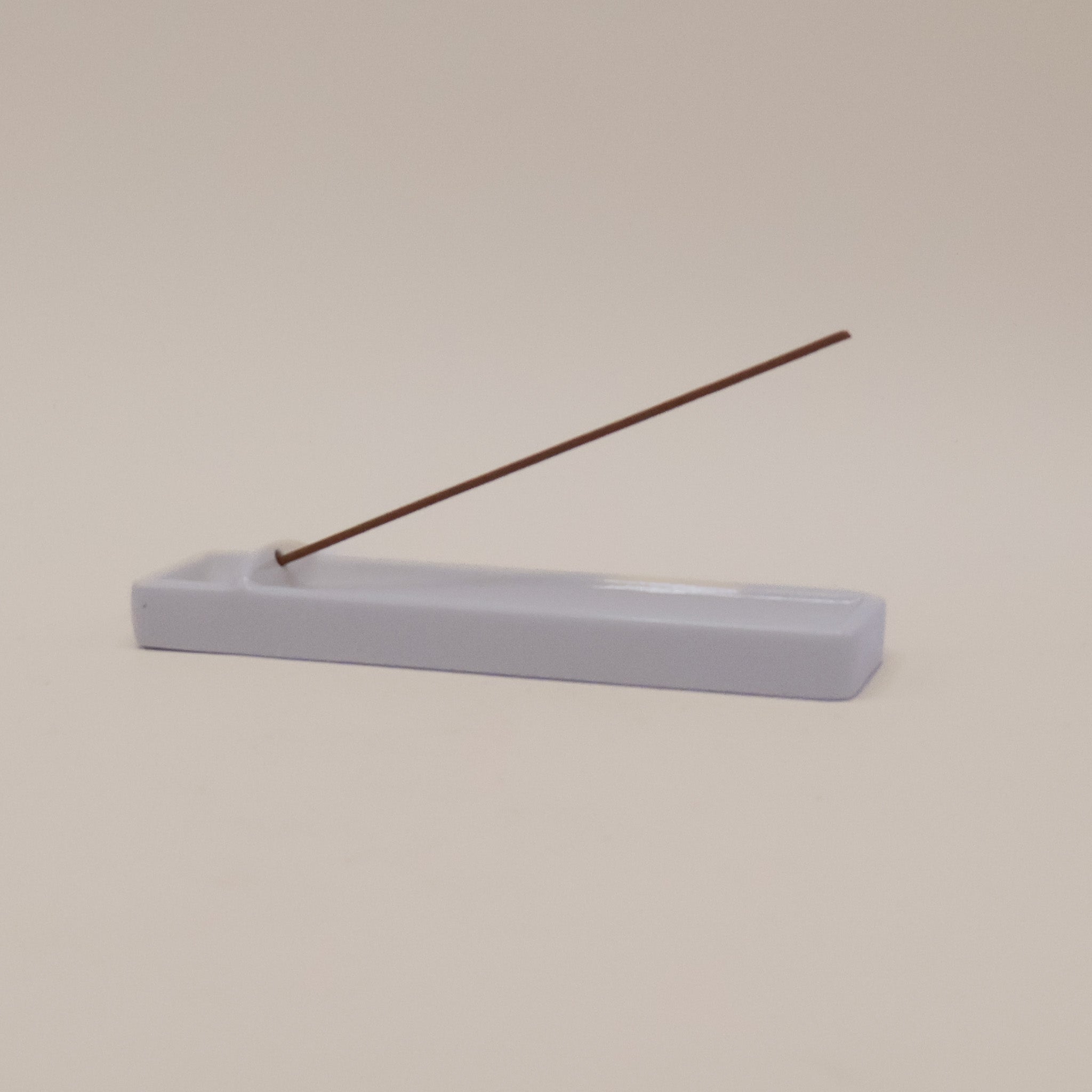 (missing price and quantity) Oblong incense holder - white