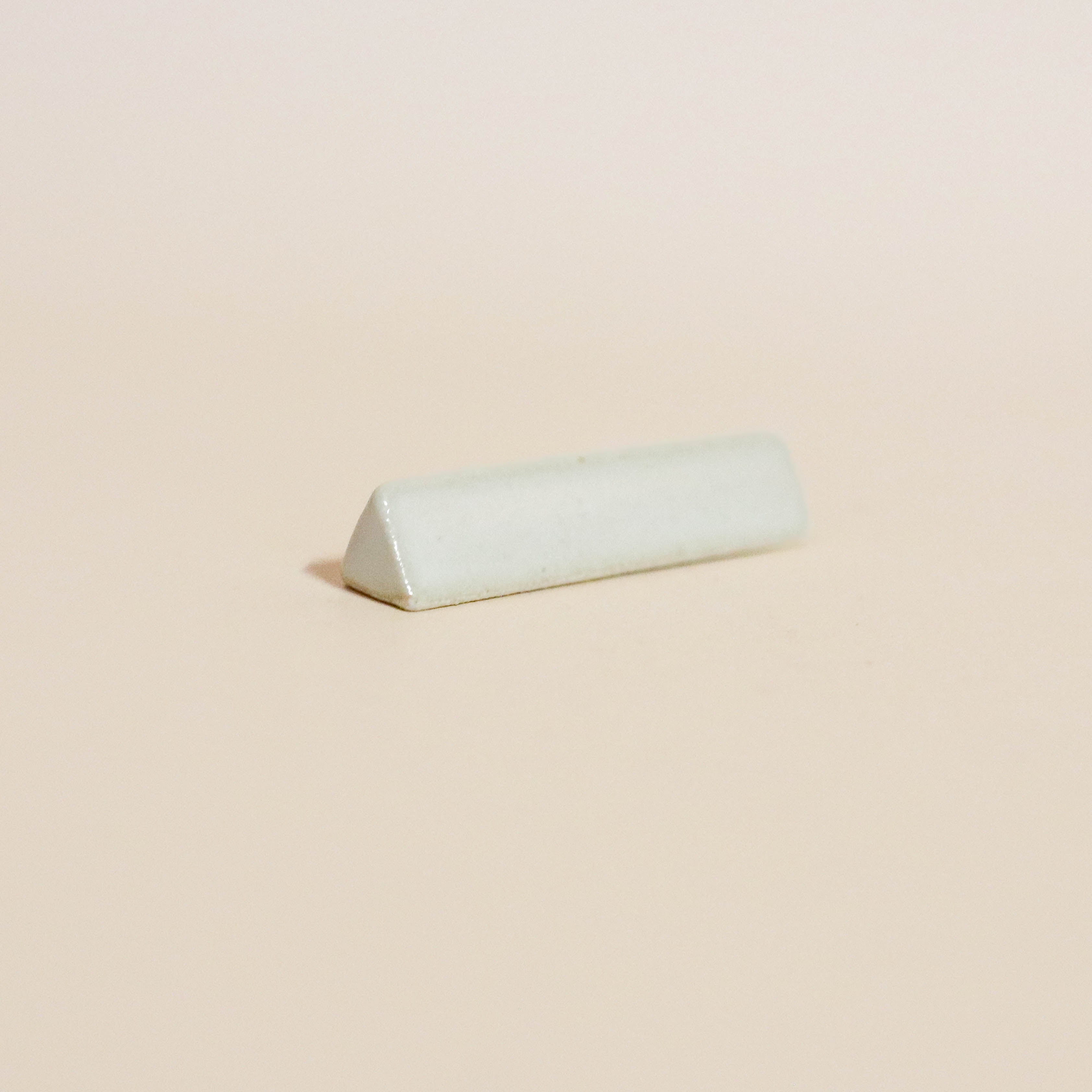 Chopstick holder - White triangle
