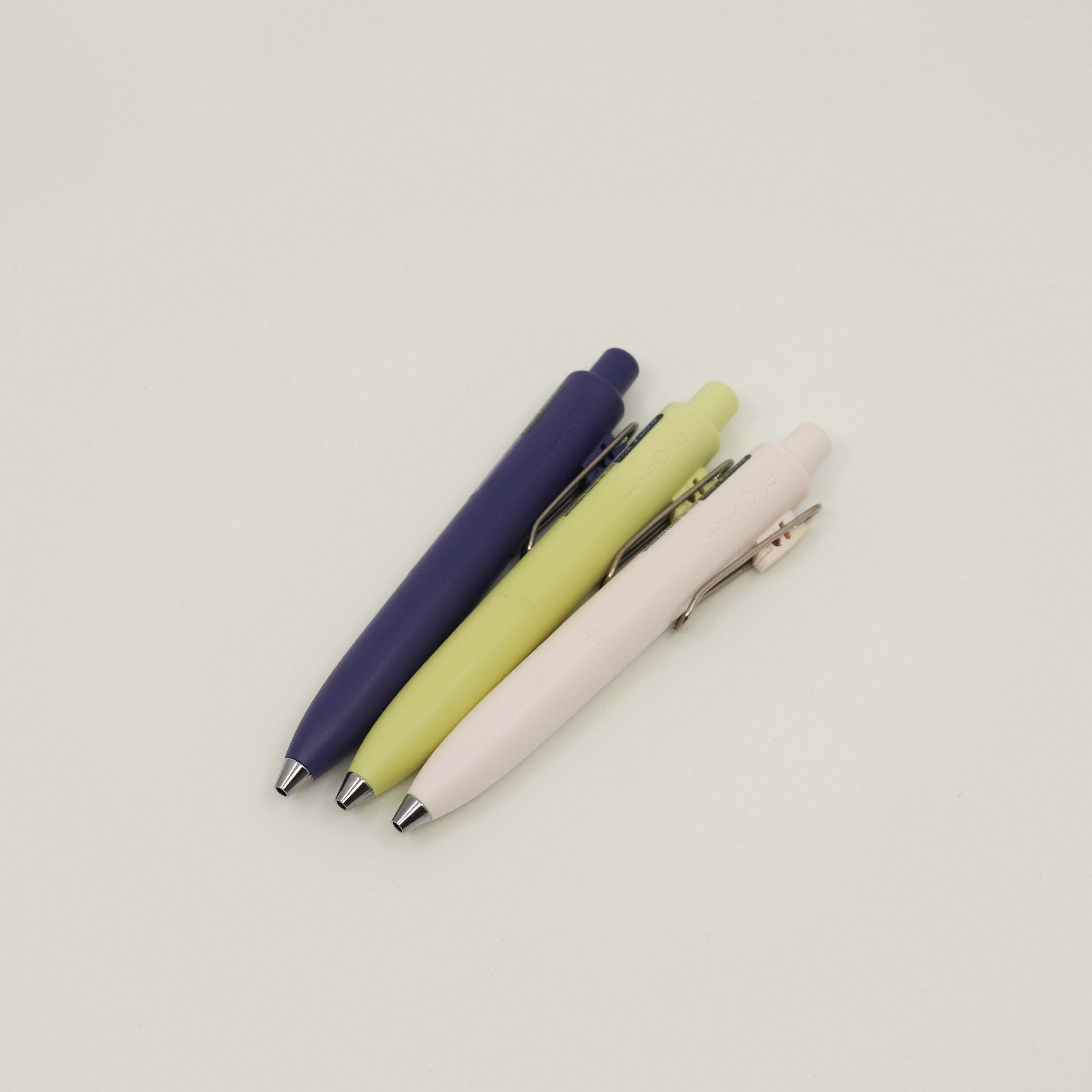 Uni-ball kuglepenne 0,5mm (flere varianter)