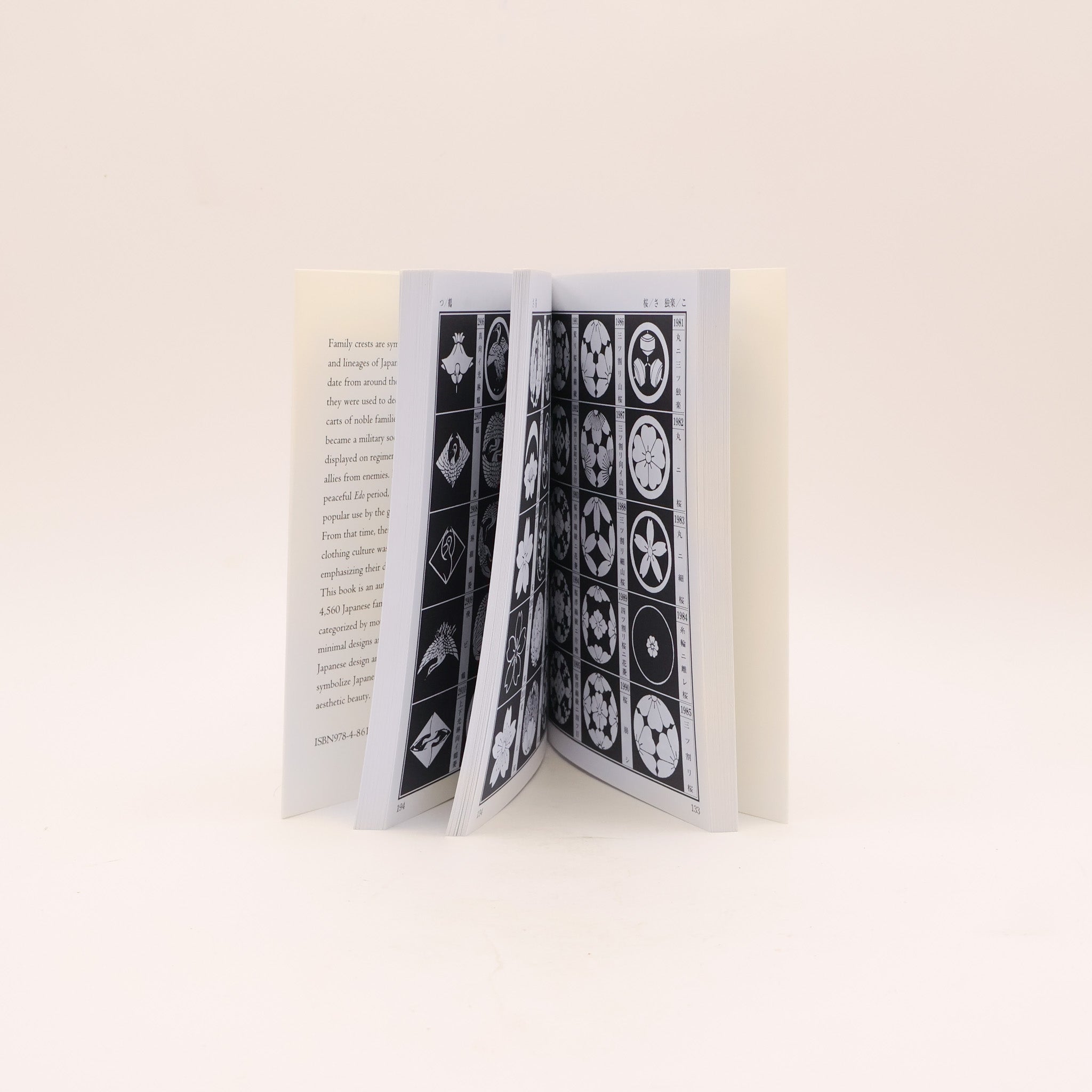 Japanese Family Crests - book