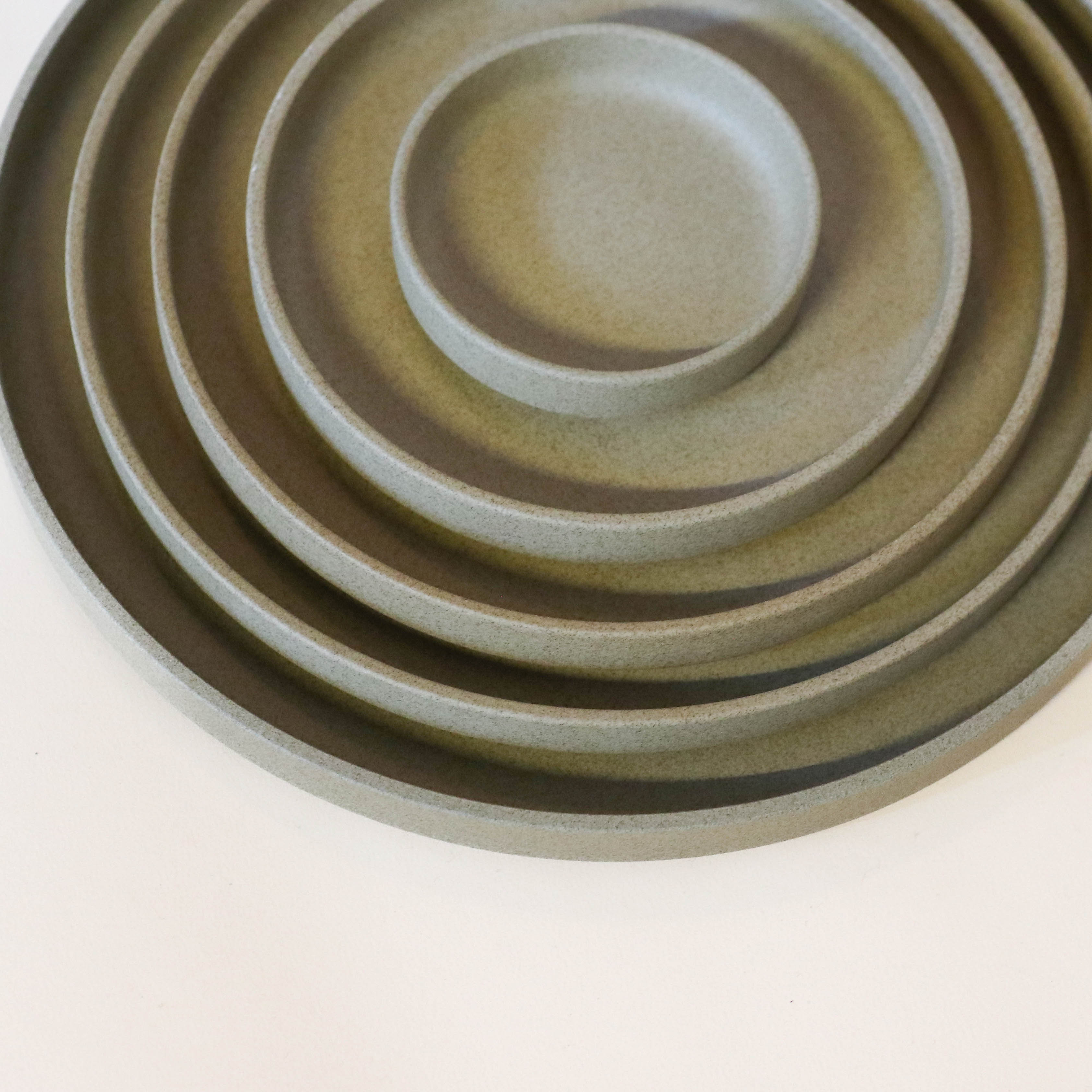 Hasami Porcelain - Plates // Natural brown