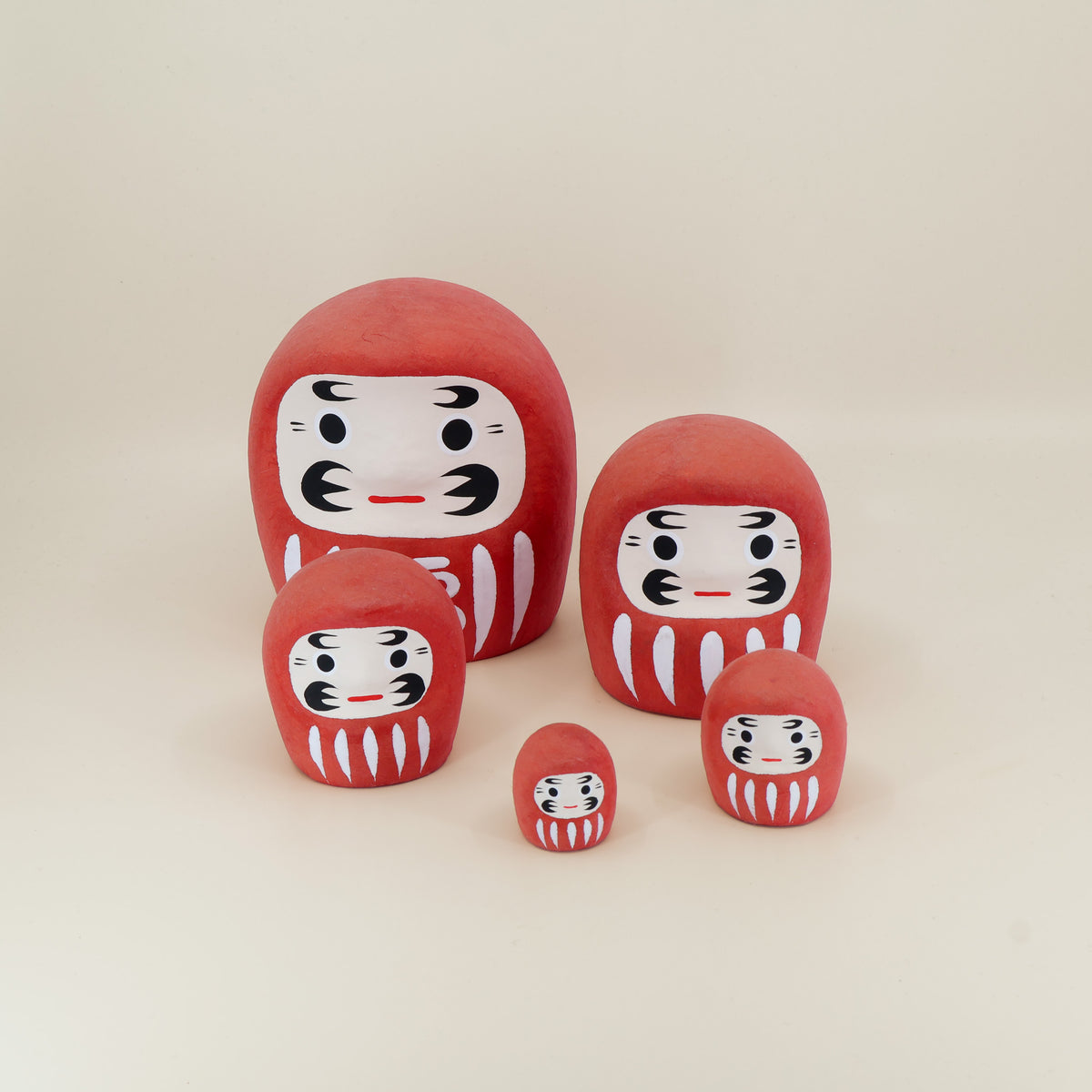 Daruma babushka red