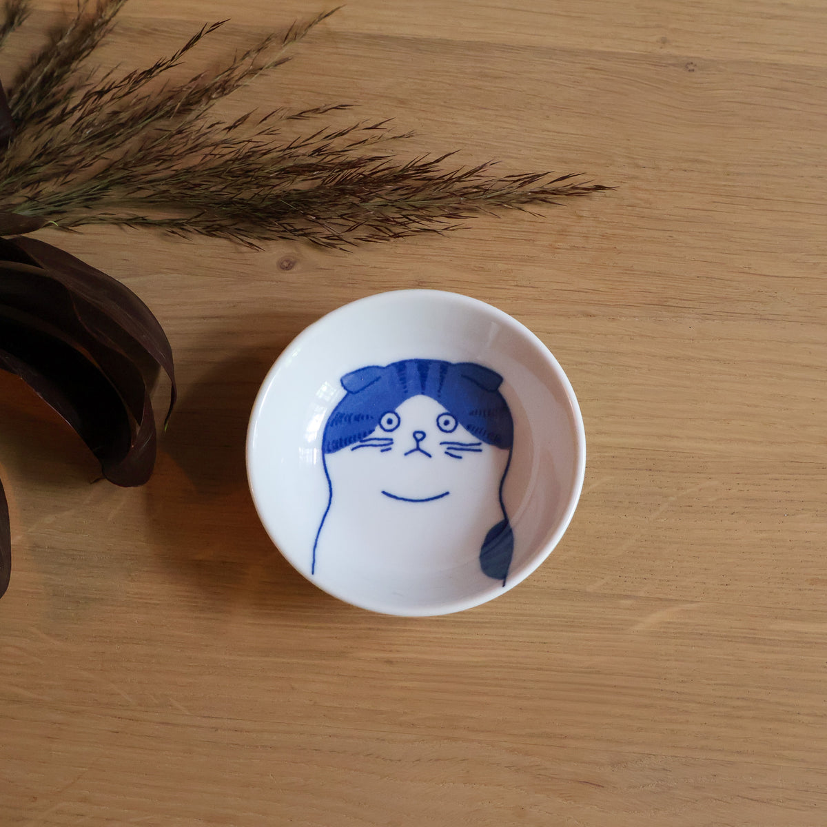 Small cat bowls