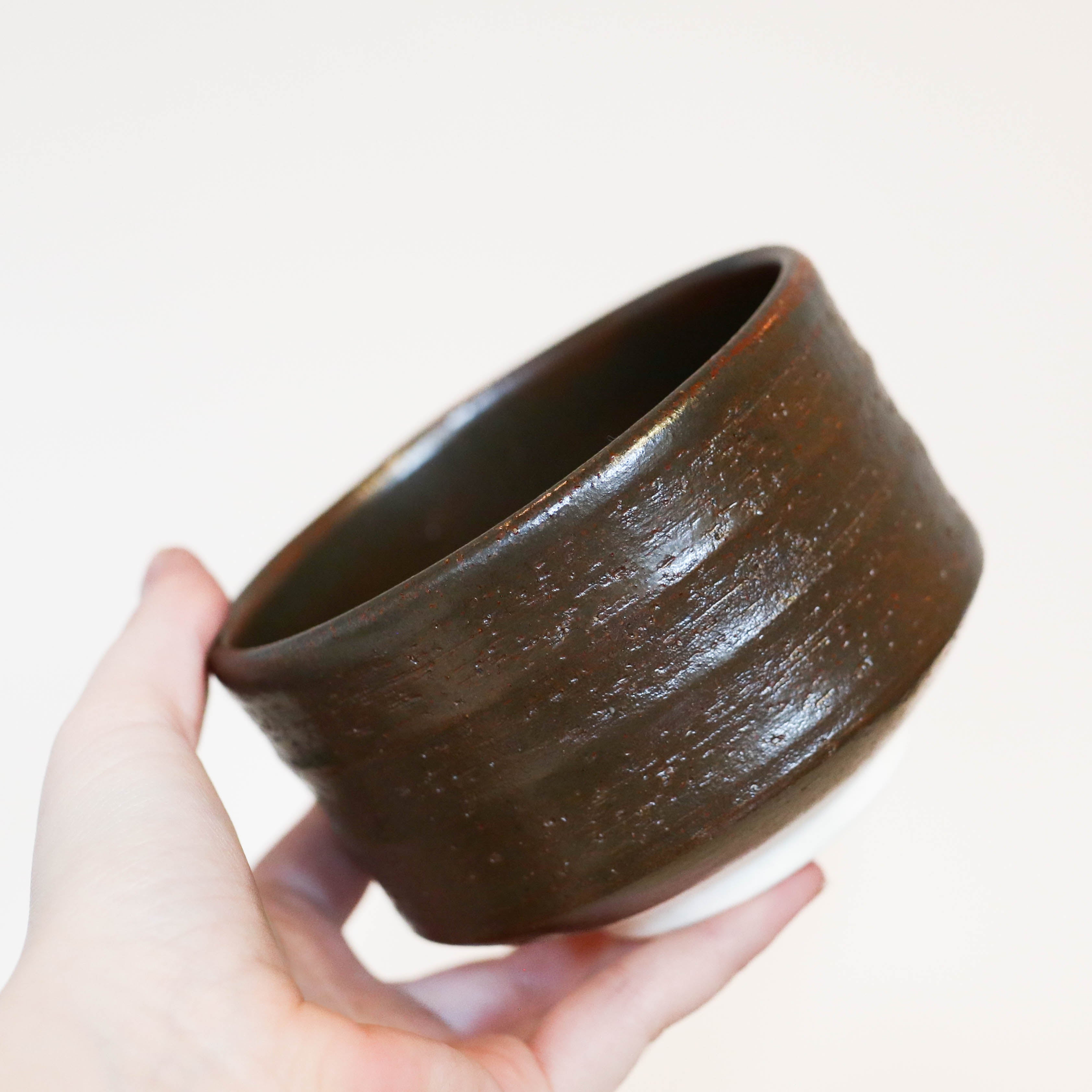 Matcha cup - Brown with red undertone