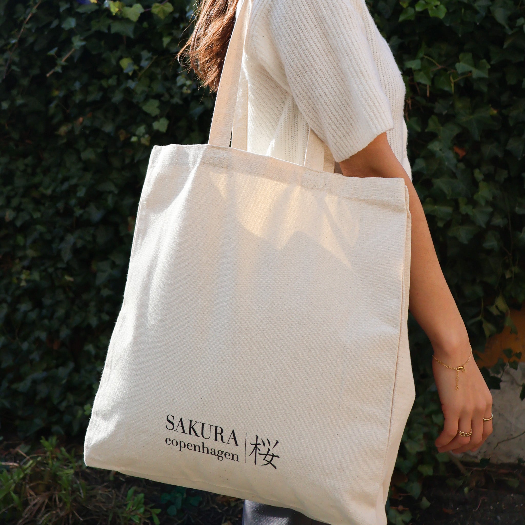 Sakura tote bag med japanske tegn