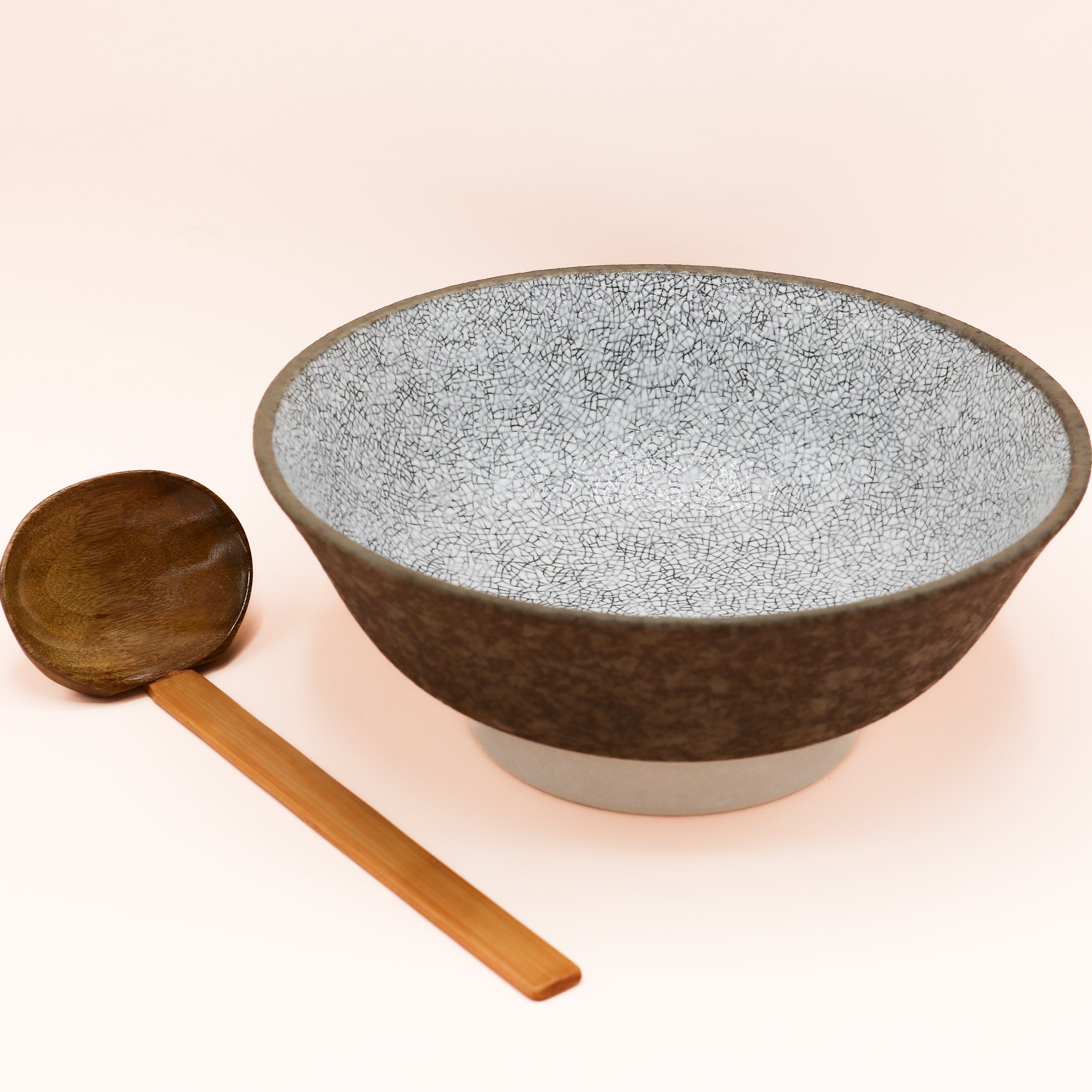 Ramen bowl grey/brown with cracked pattern