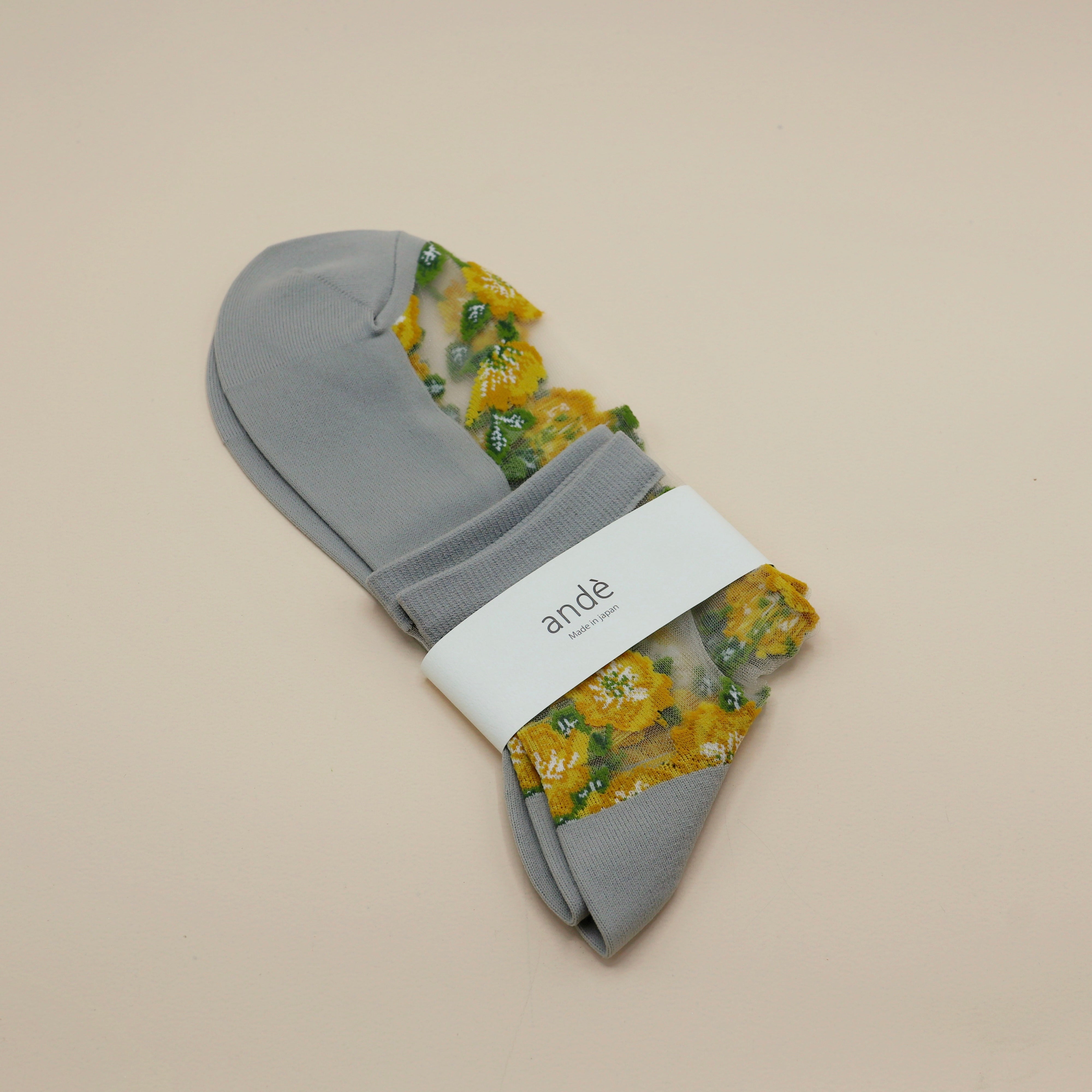 andè strømper - Grå med gule blomster