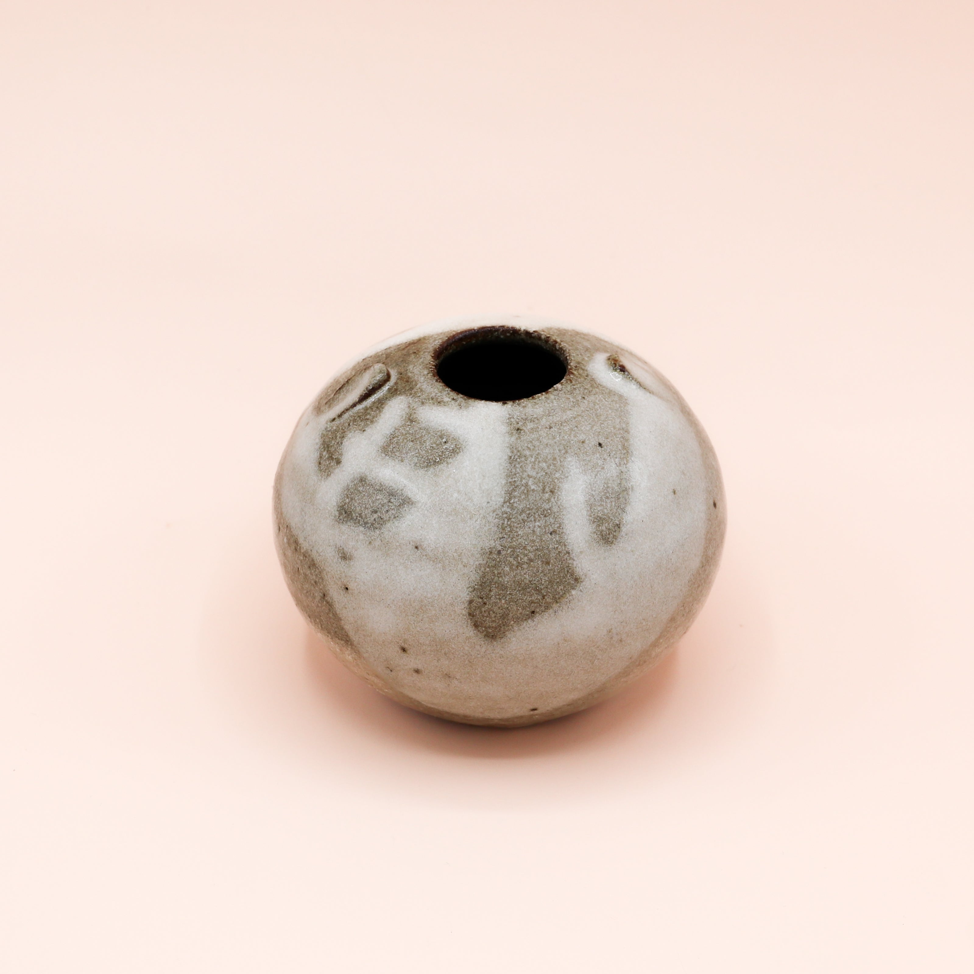 MARU Vase