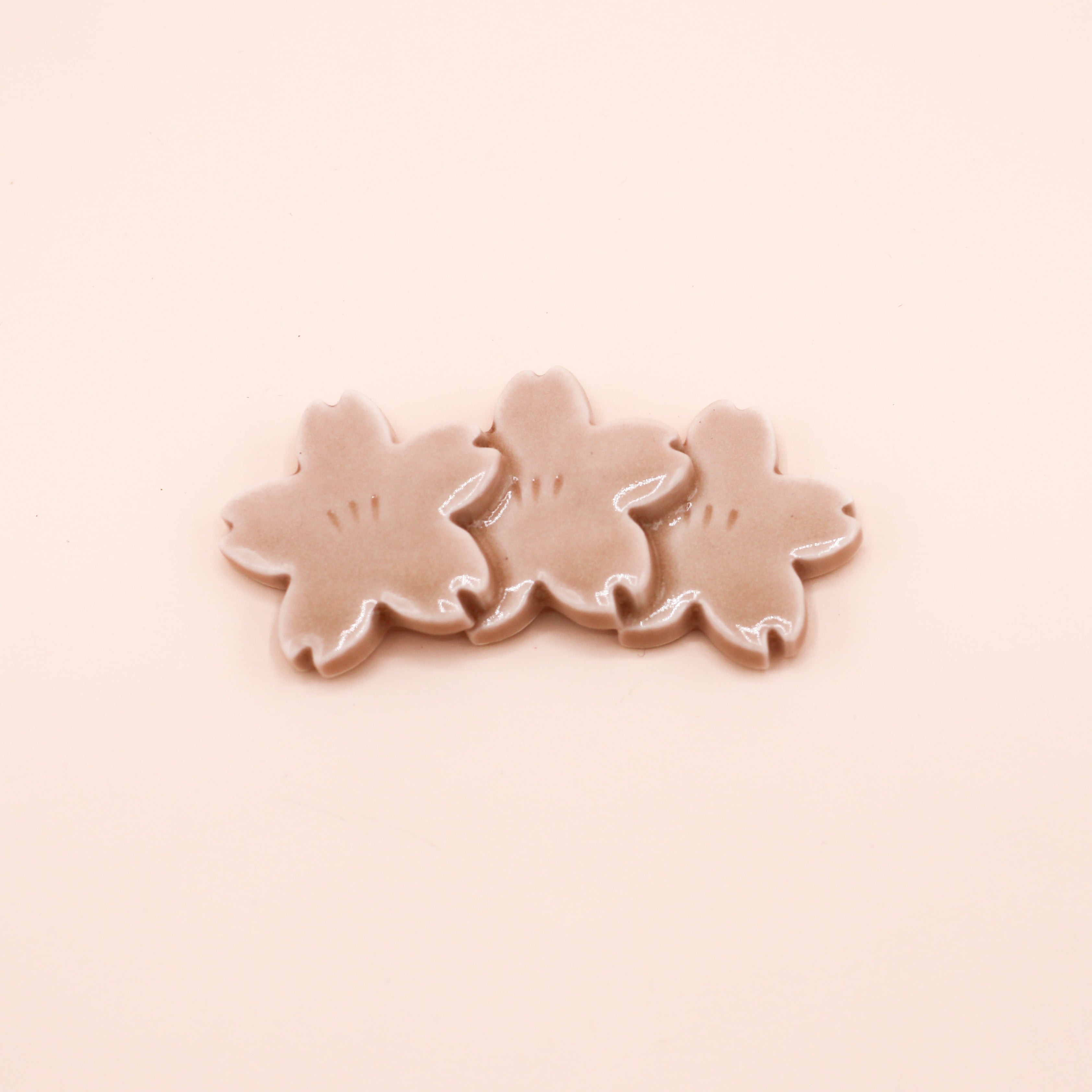 Spisepindeholder - Tre lyserøde sakura blomster